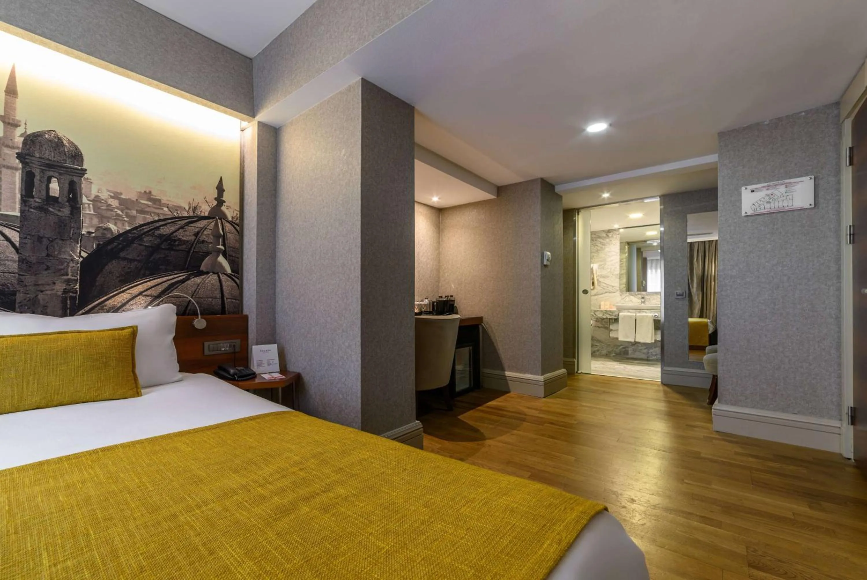 Photo of the whole room, Bed in Ramada by Wyndham Istanbul Grand Bazaar