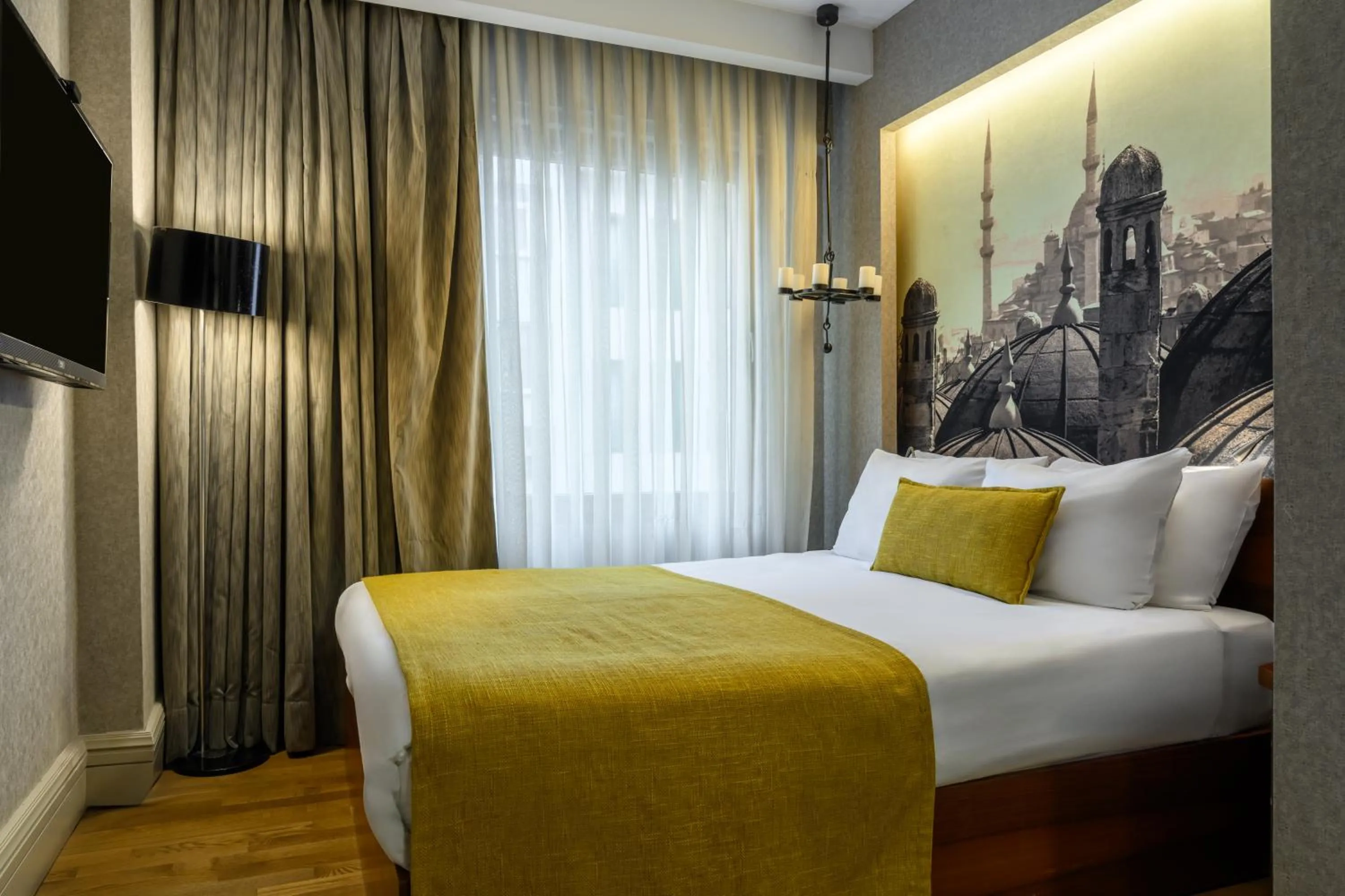 Bed in Ramada by Wyndham Istanbul Grand Bazaar