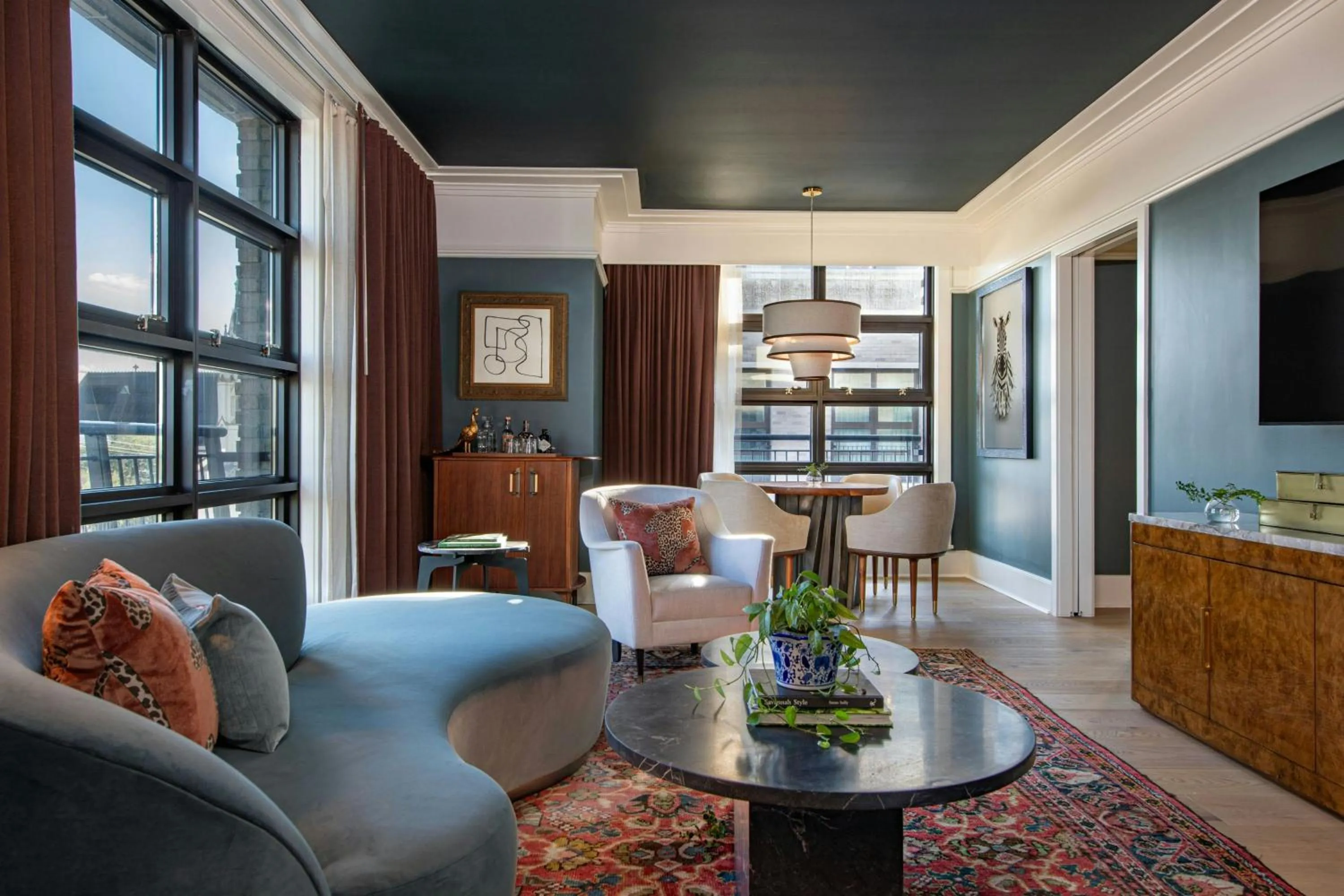 Living room in Perry Lane Hotel, a Luxury Collection Hotel, Savannah