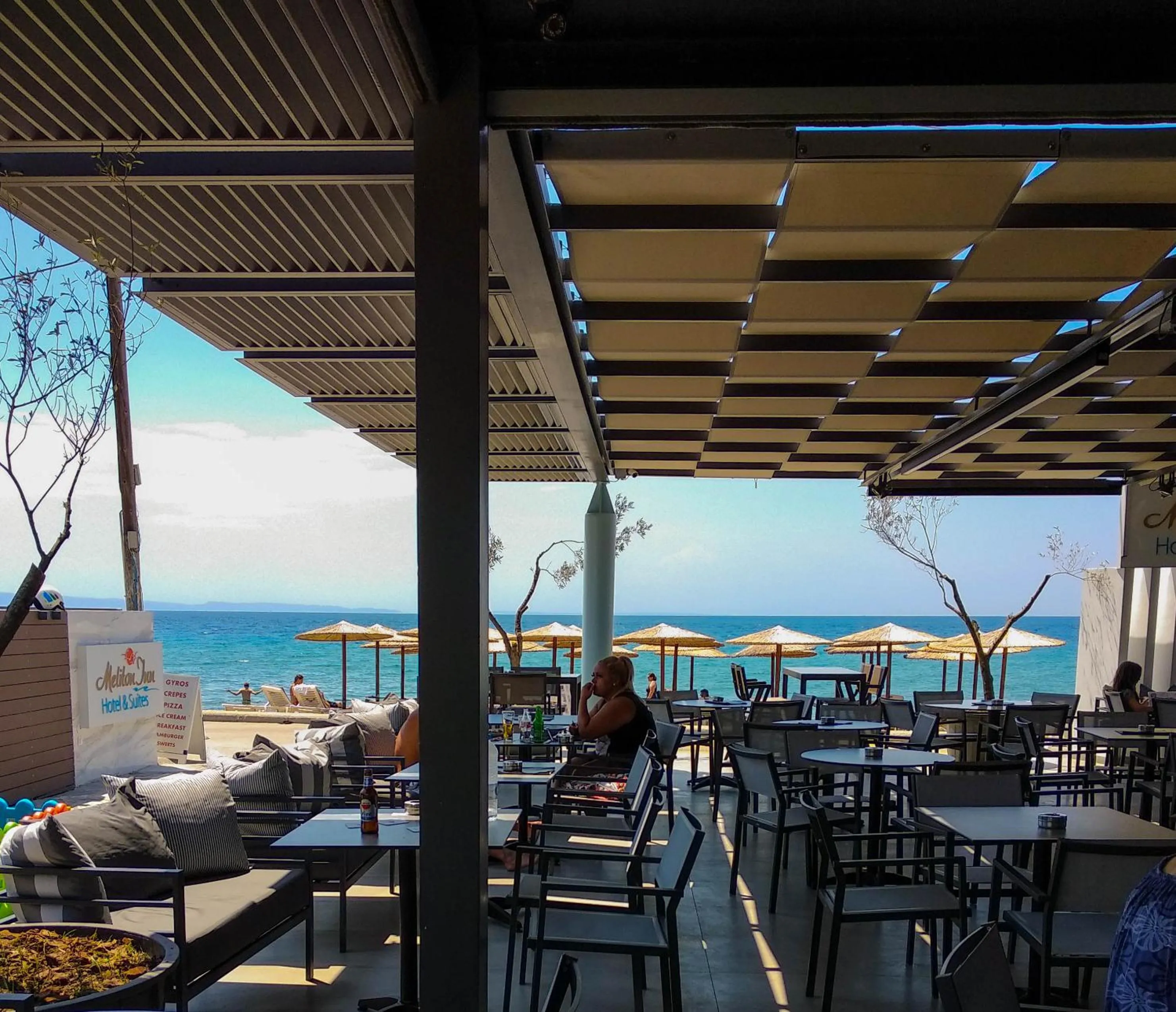 Lounge or bar in Meliton Inn Hotel & Suites by the beach