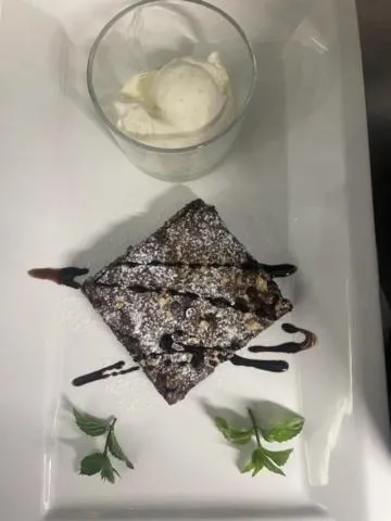 Food in Meliton Inn Hotel & Suites by the beach