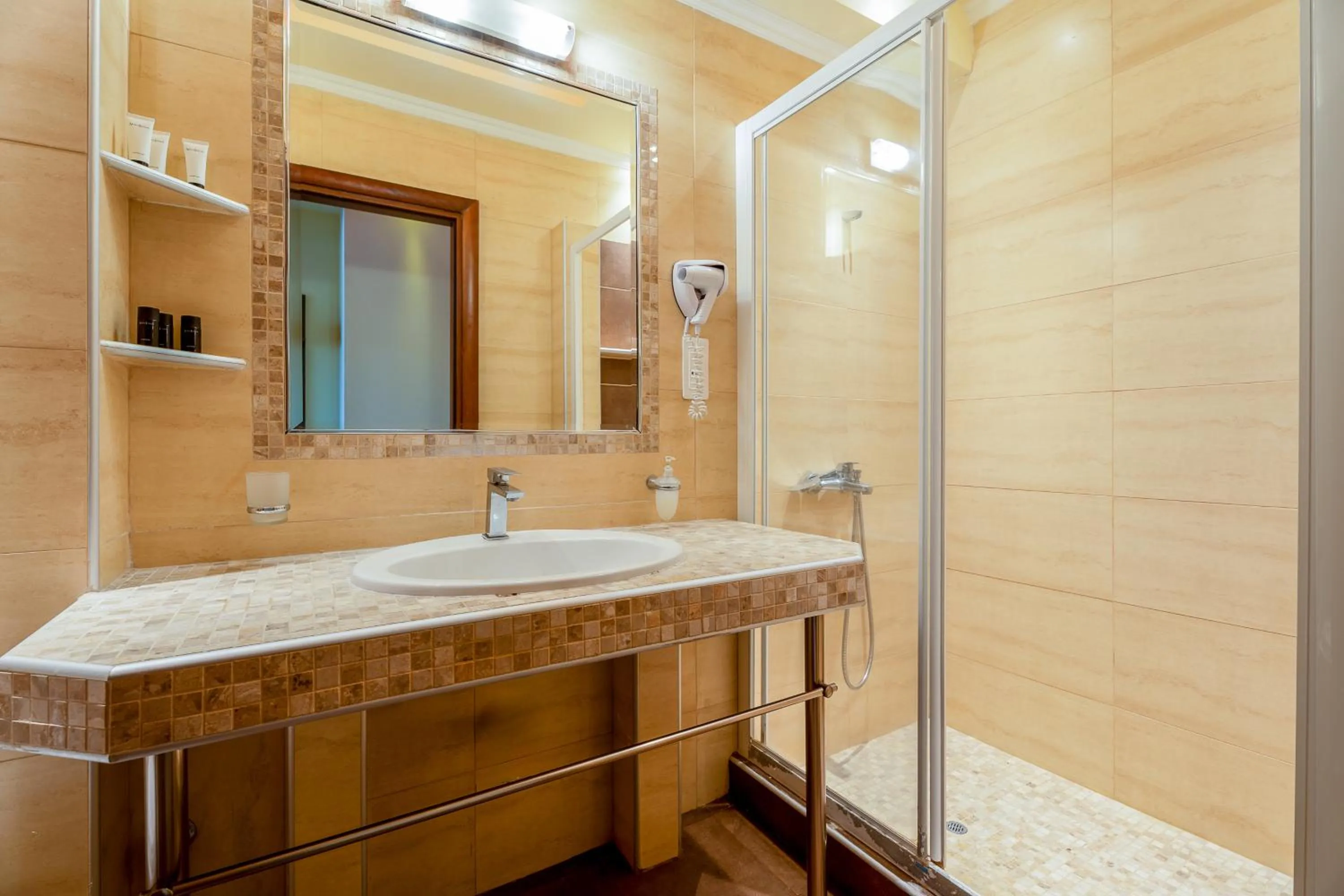 Meliton Inn Hotel & Suites by the beach