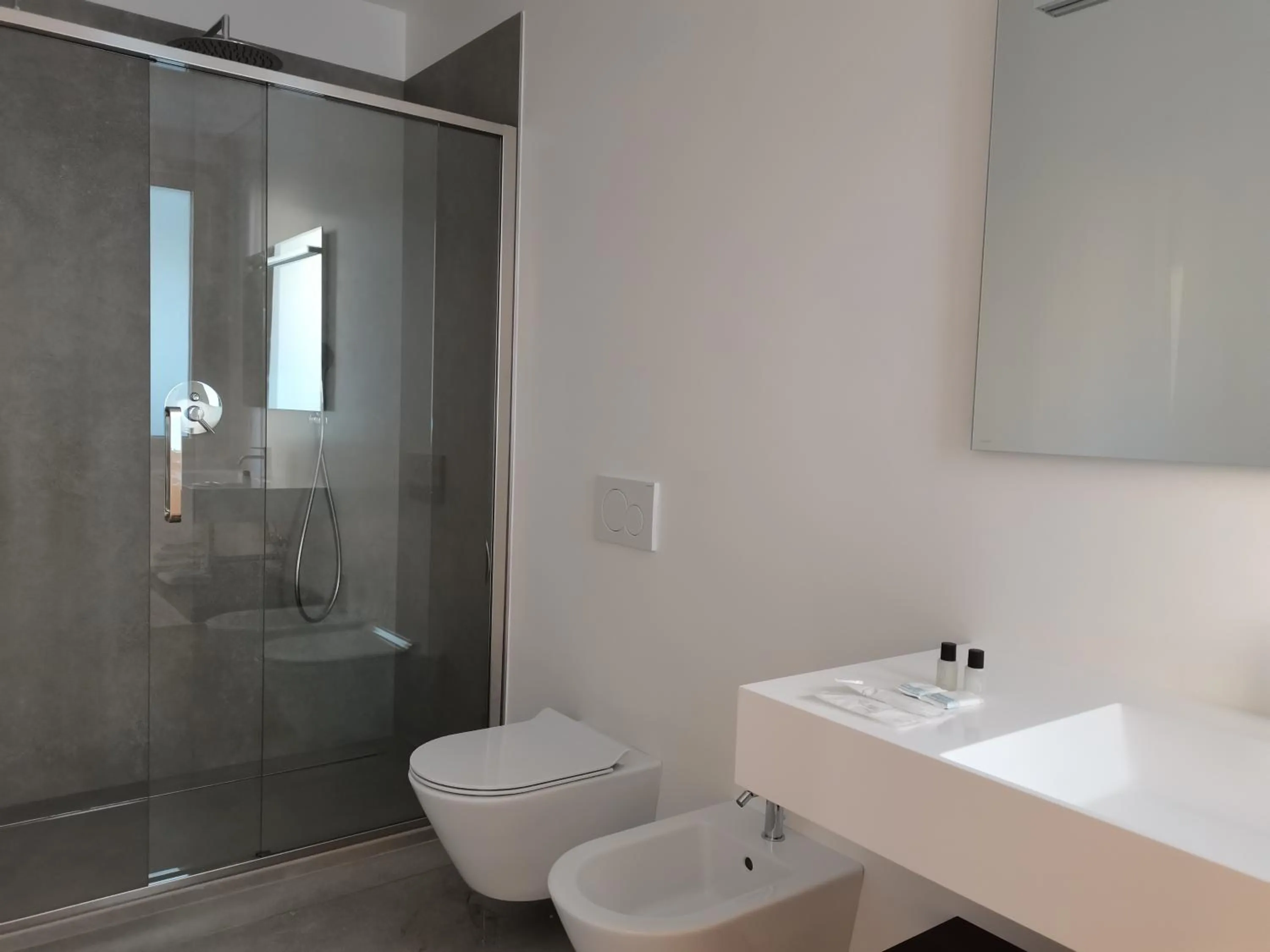 Bathroom in Hotel Commodore