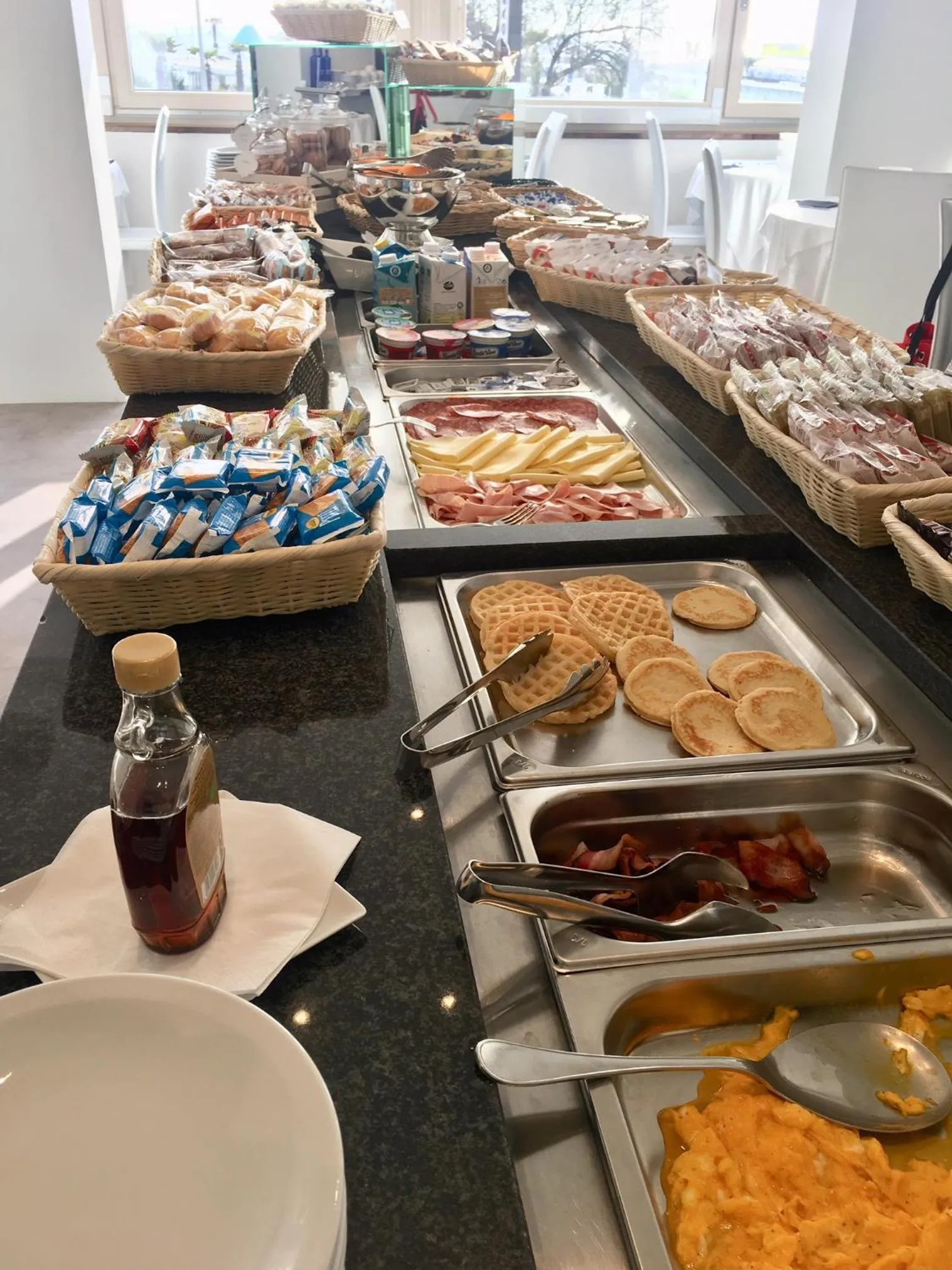 Breakfast in Hotel Commodore