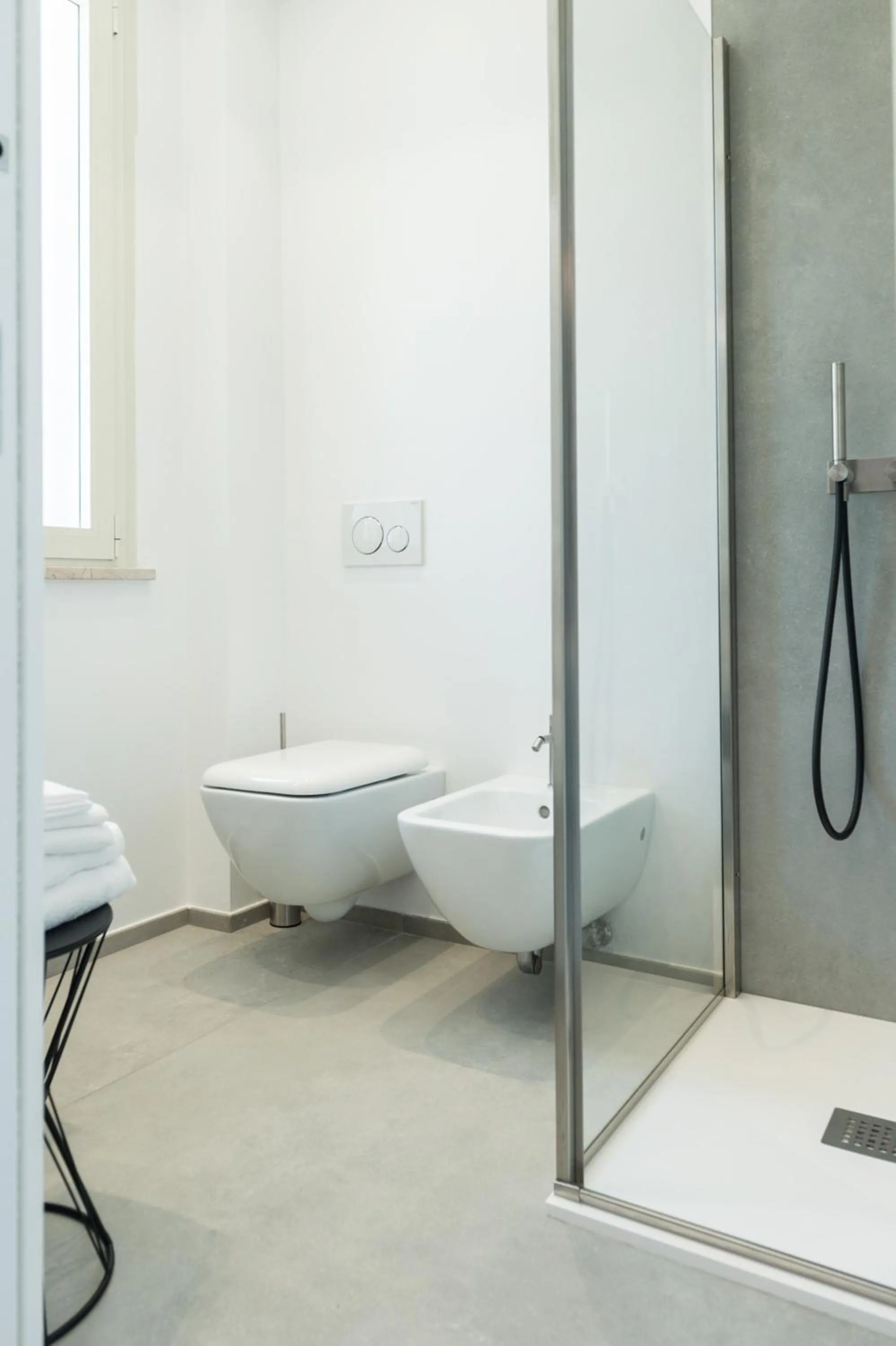 Toilet in Hotel Commodore