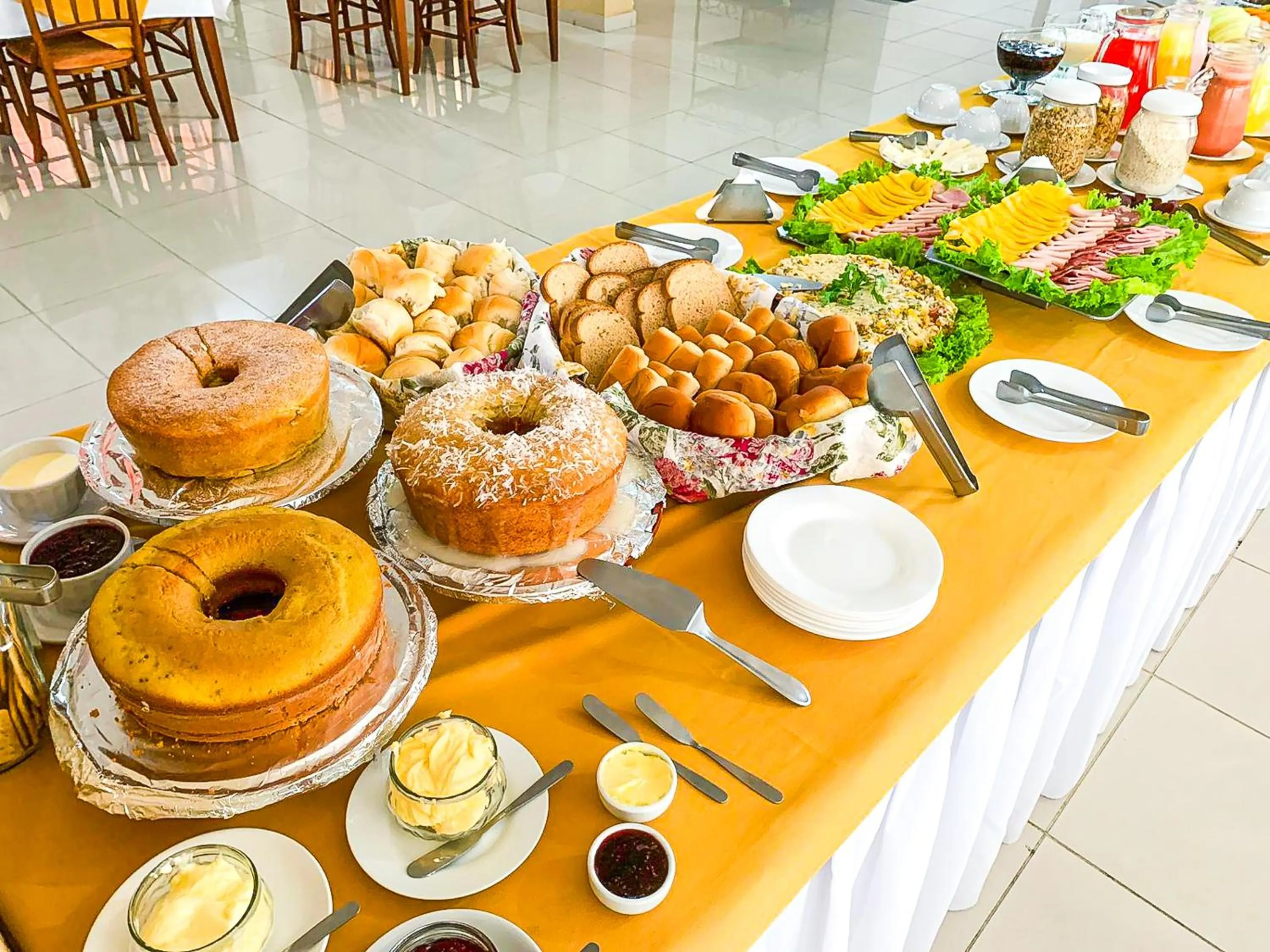 Restaurant/places to eat in VELINN Pousada Chateau do Luar