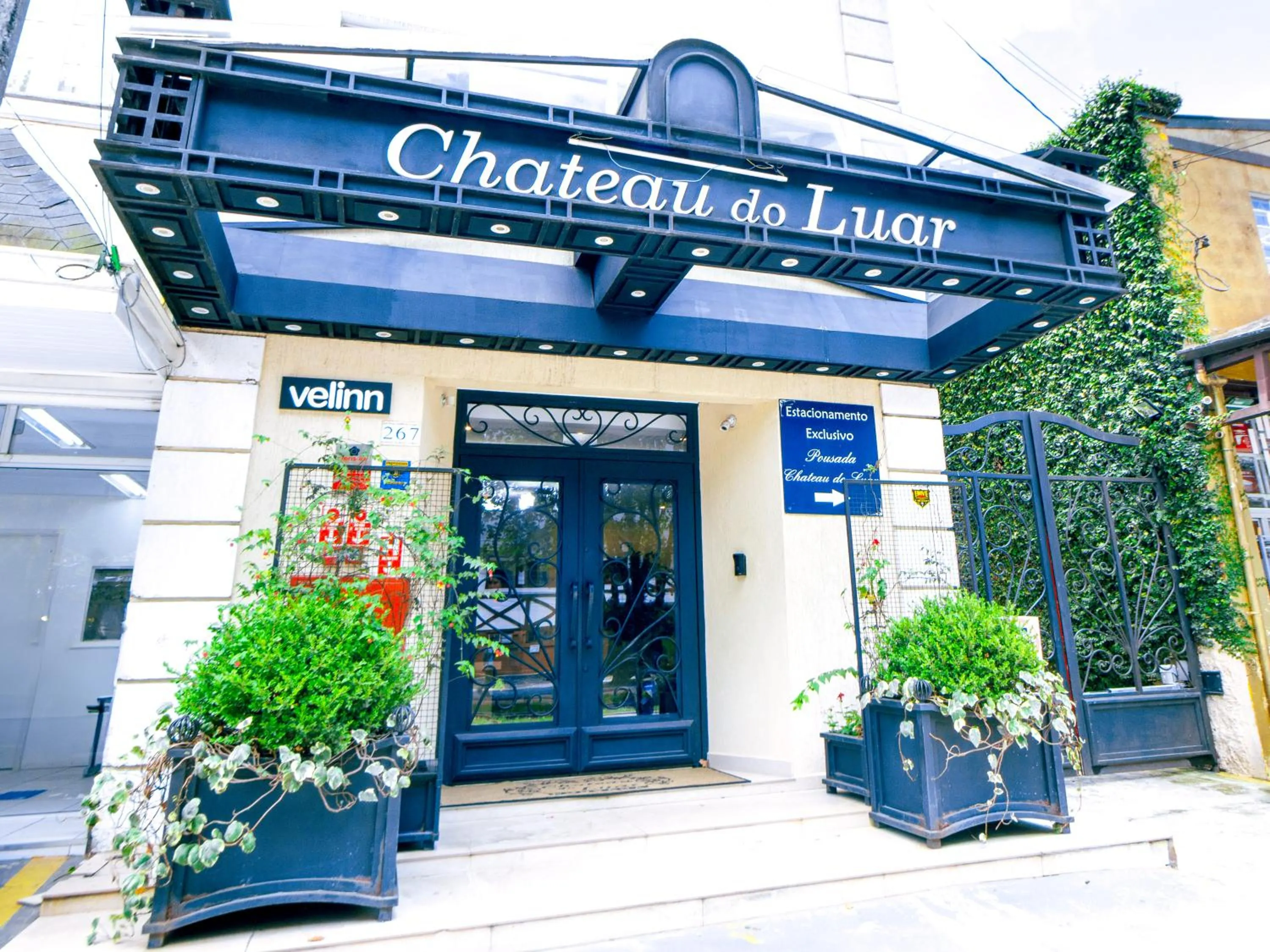 Property building in VELINN Pousada Chateau do Luar