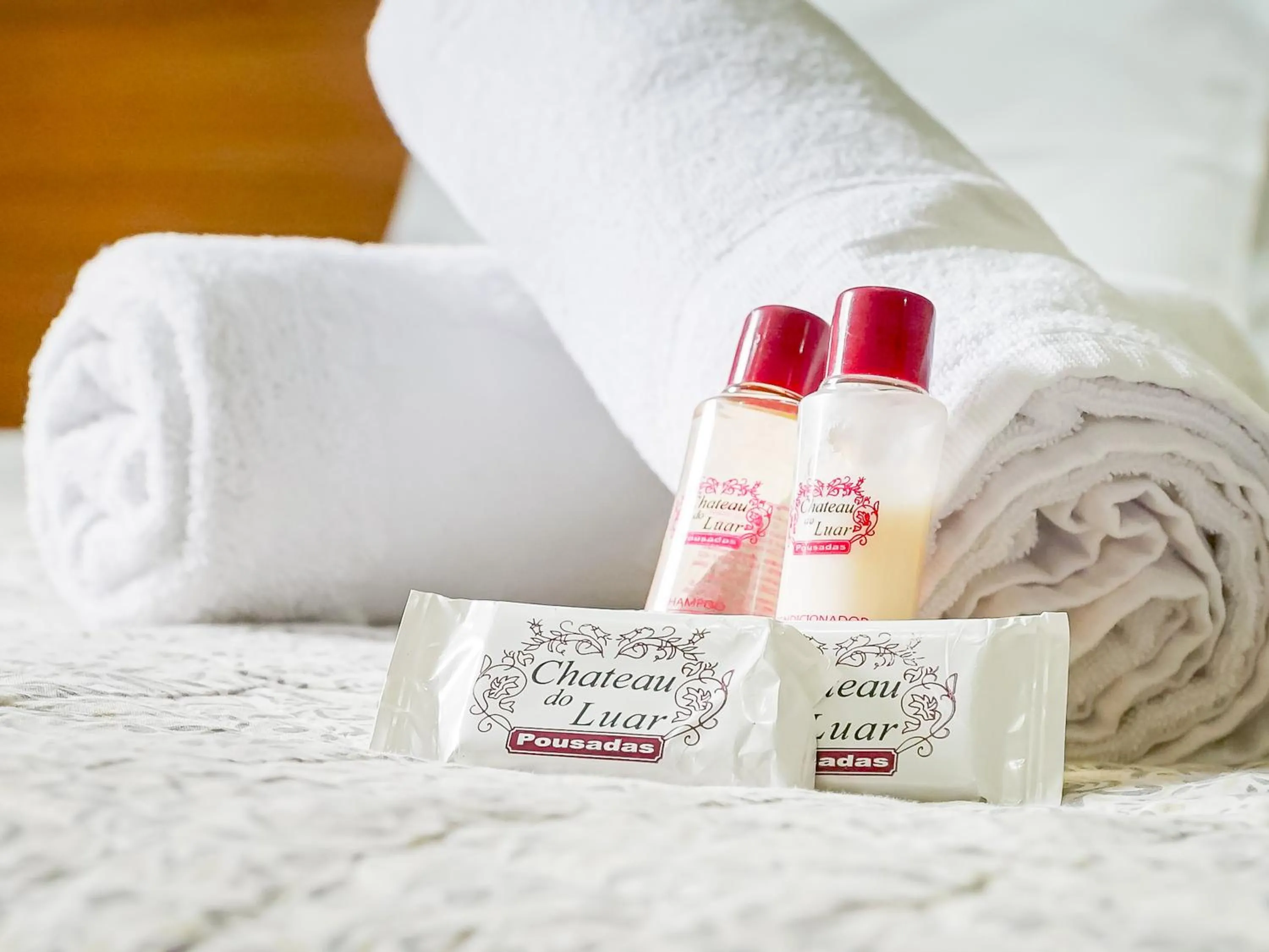 towels in VELINN Pousada Chateau do Luar