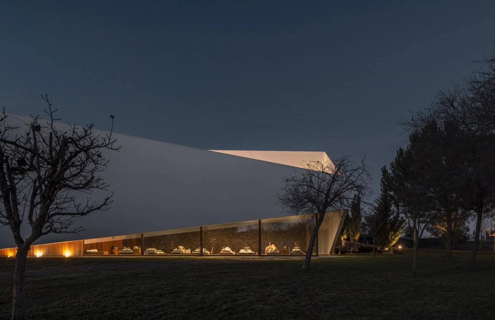 Night in L'AND Vineyards - Relais & Châteaux