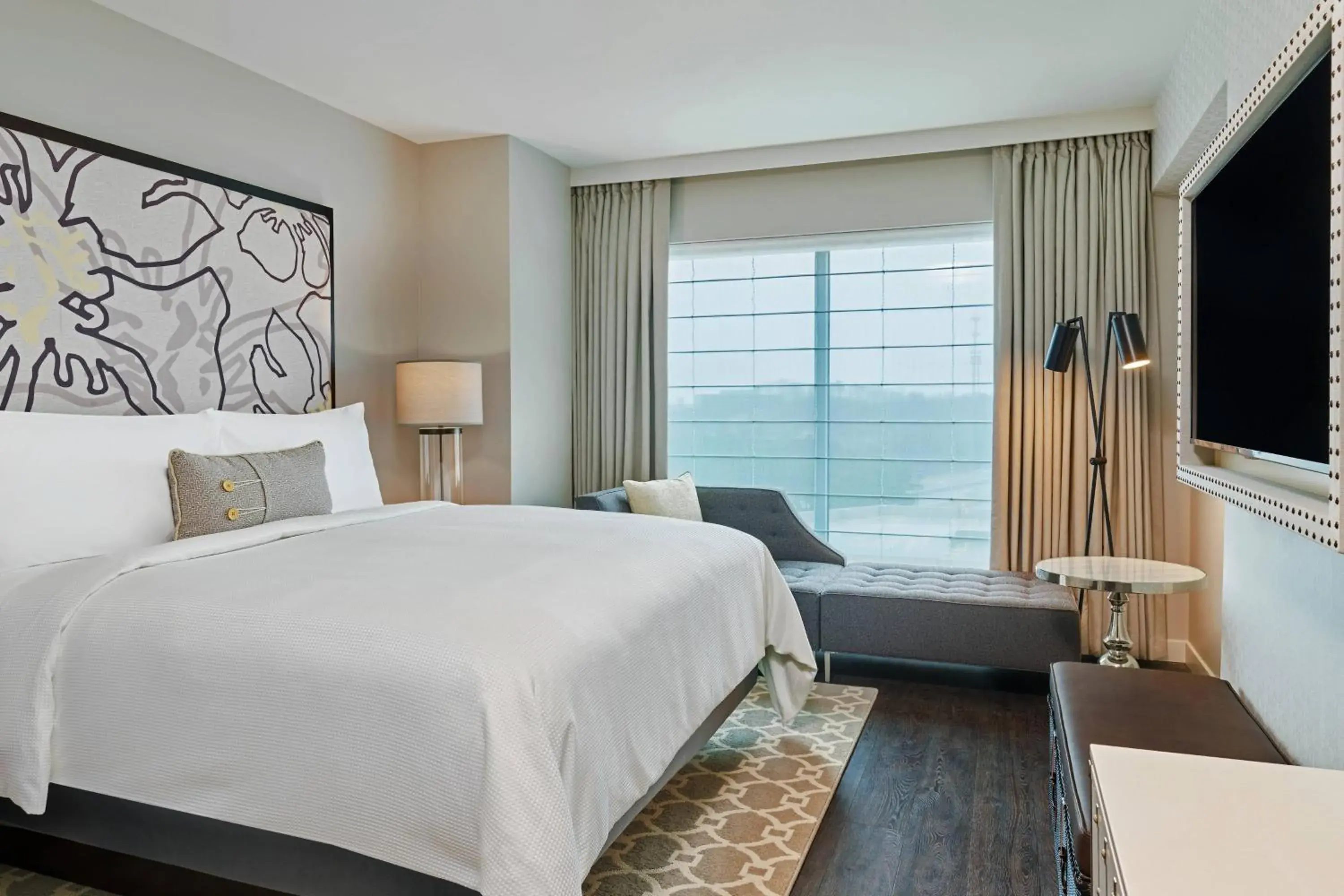 King Room in The Hotel at Avalon, Autograph Collection King Room in The Hotel at Avalon, Autograph Collection