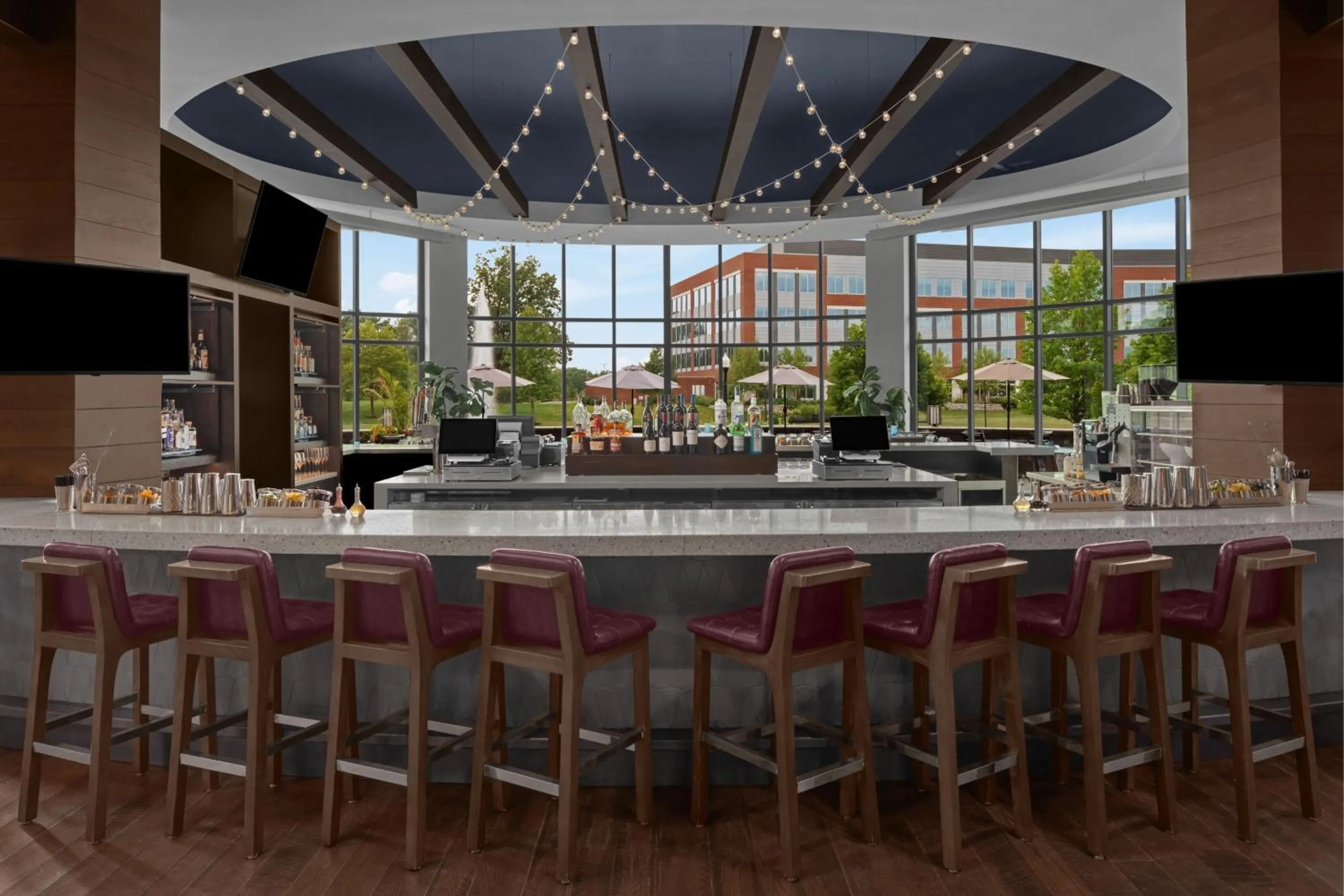 Lounge or bar in Renaissance Columbus Westerville-Polaris Hotel