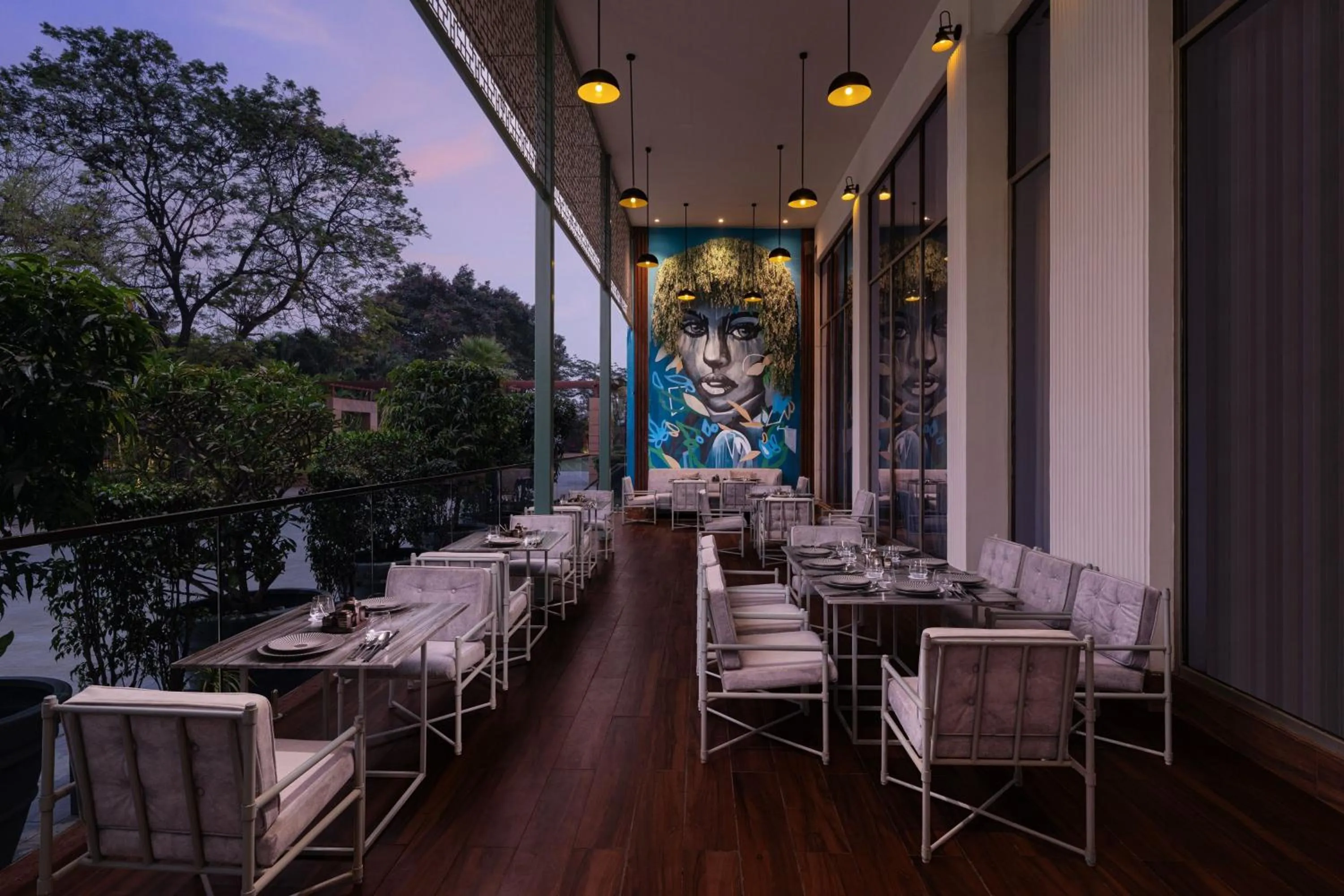 Restaurant/places to eat in Indore Marriott Hotel