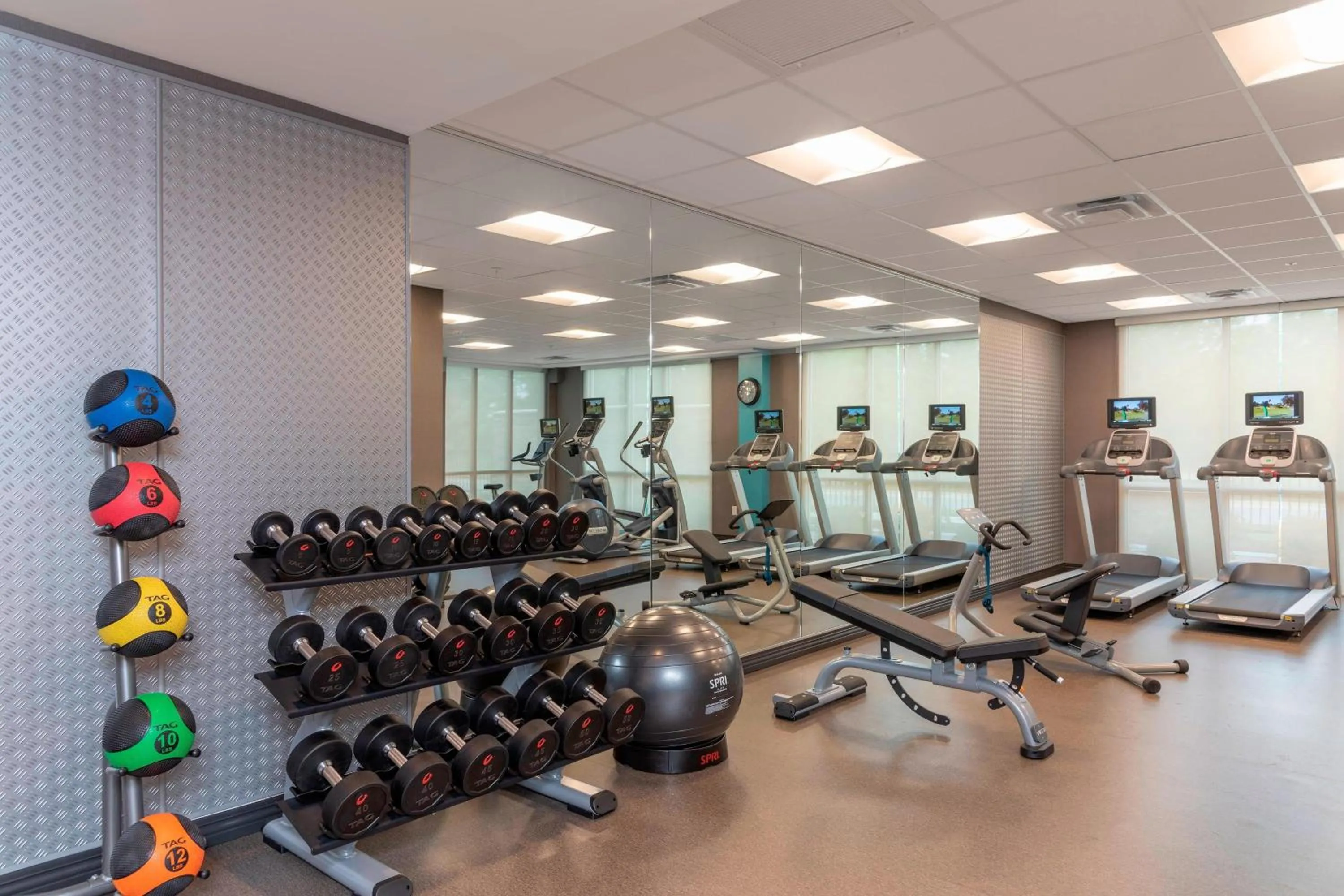 Fitness centre/facilities in Fairfield Inn & Suites by Marriott Indianapolis Carmel
