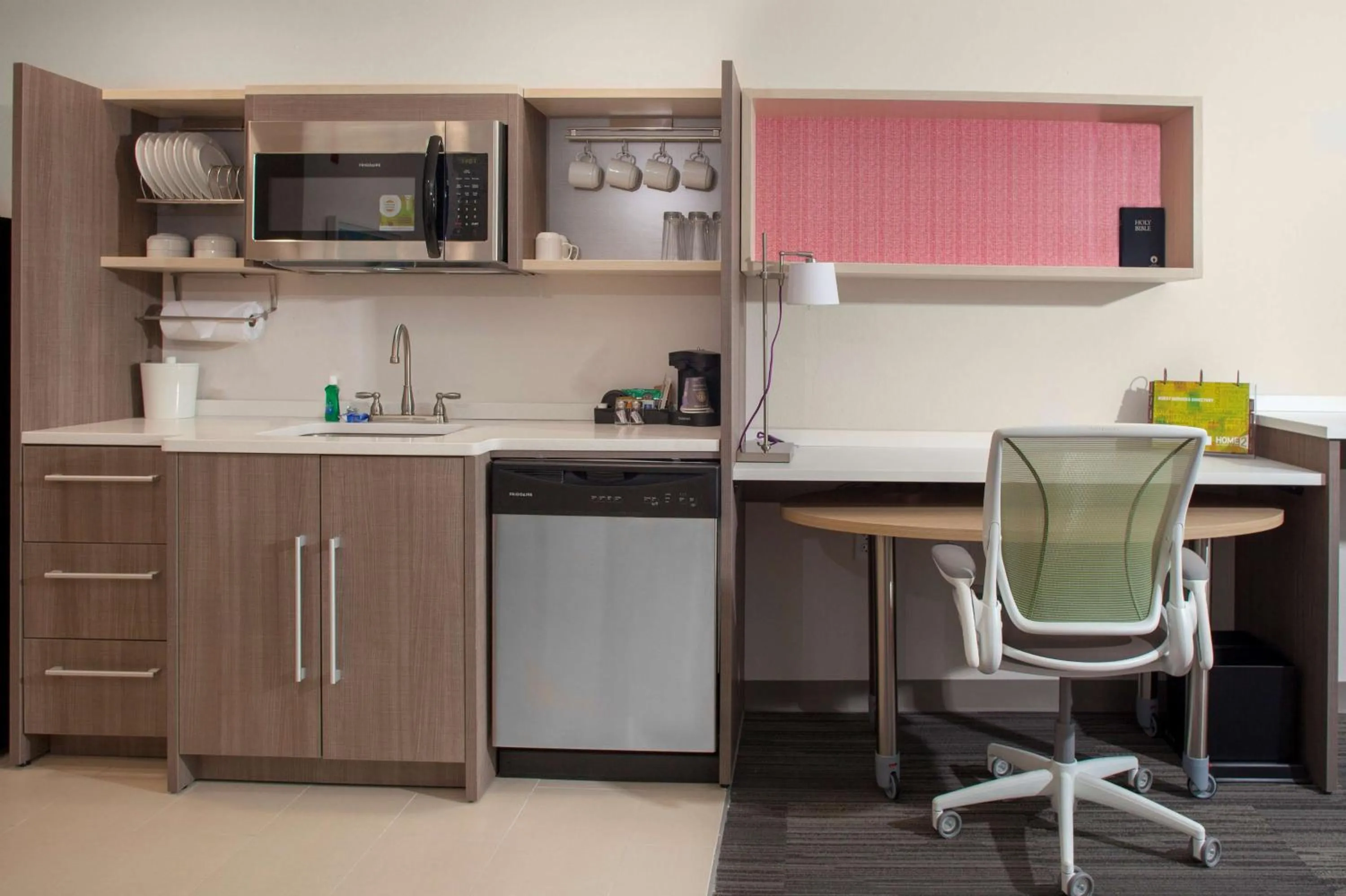 Bedroom in Home2 Suites By Hilton Lake Charles