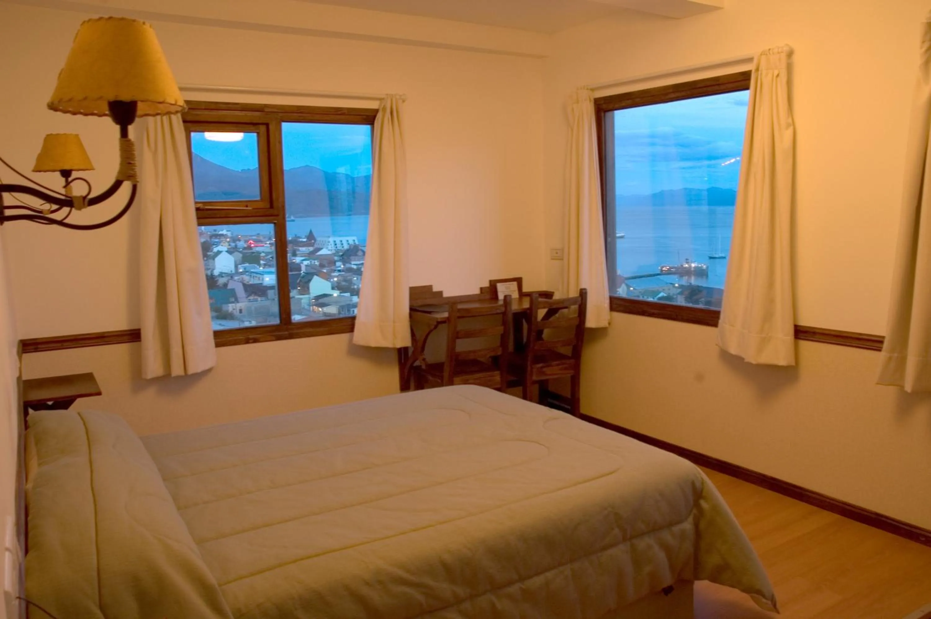 Bed in Hosteria Sloggett