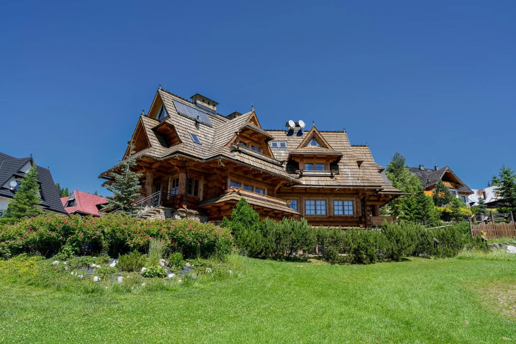 Property building in Villa Miodula- zwierzęta akceptowane bezpłatnie, bezpośredni widok na góry, parking w cenie!