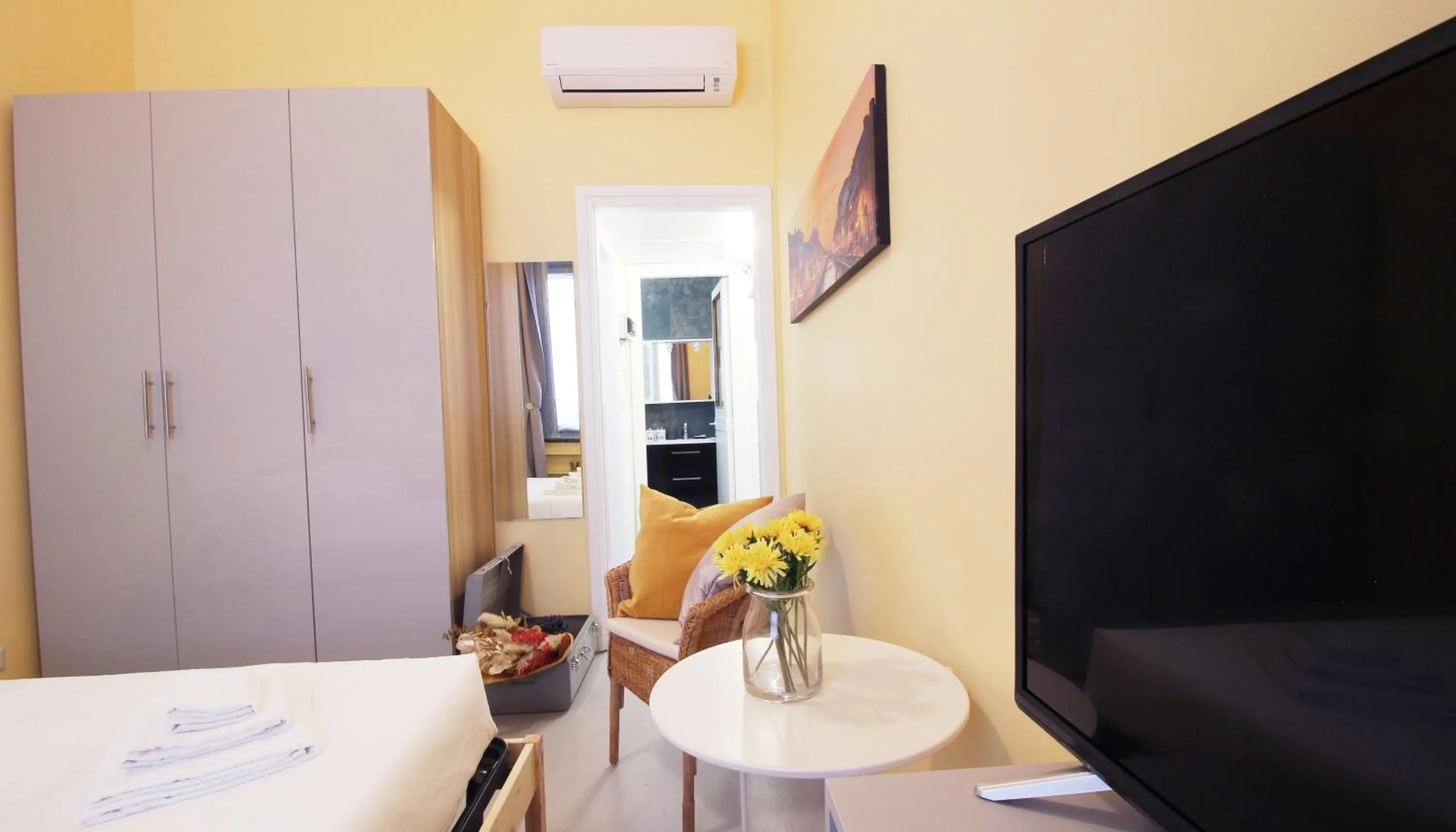 Bedroom, Bed in Italianway Easy - San Pietro all'Orto 3