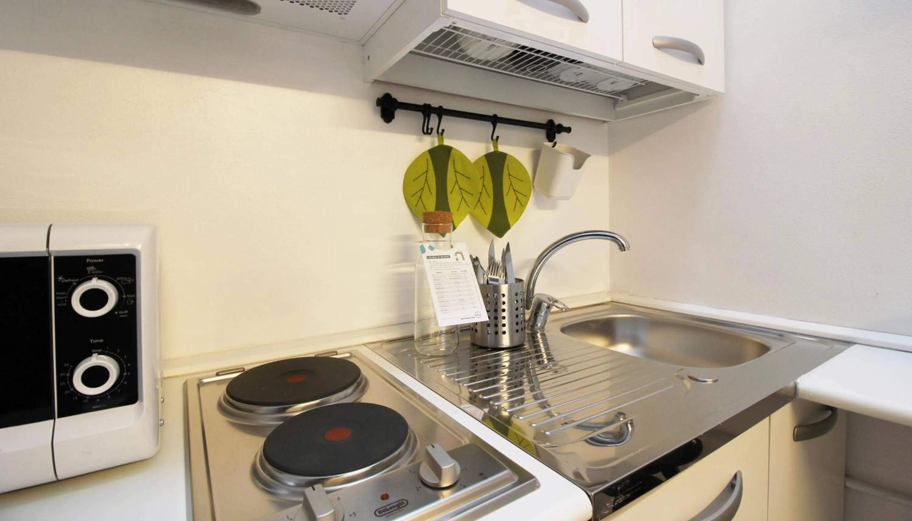 Kitchen or kitchenette in Italianway Easy - San Pietro all'Orto 3