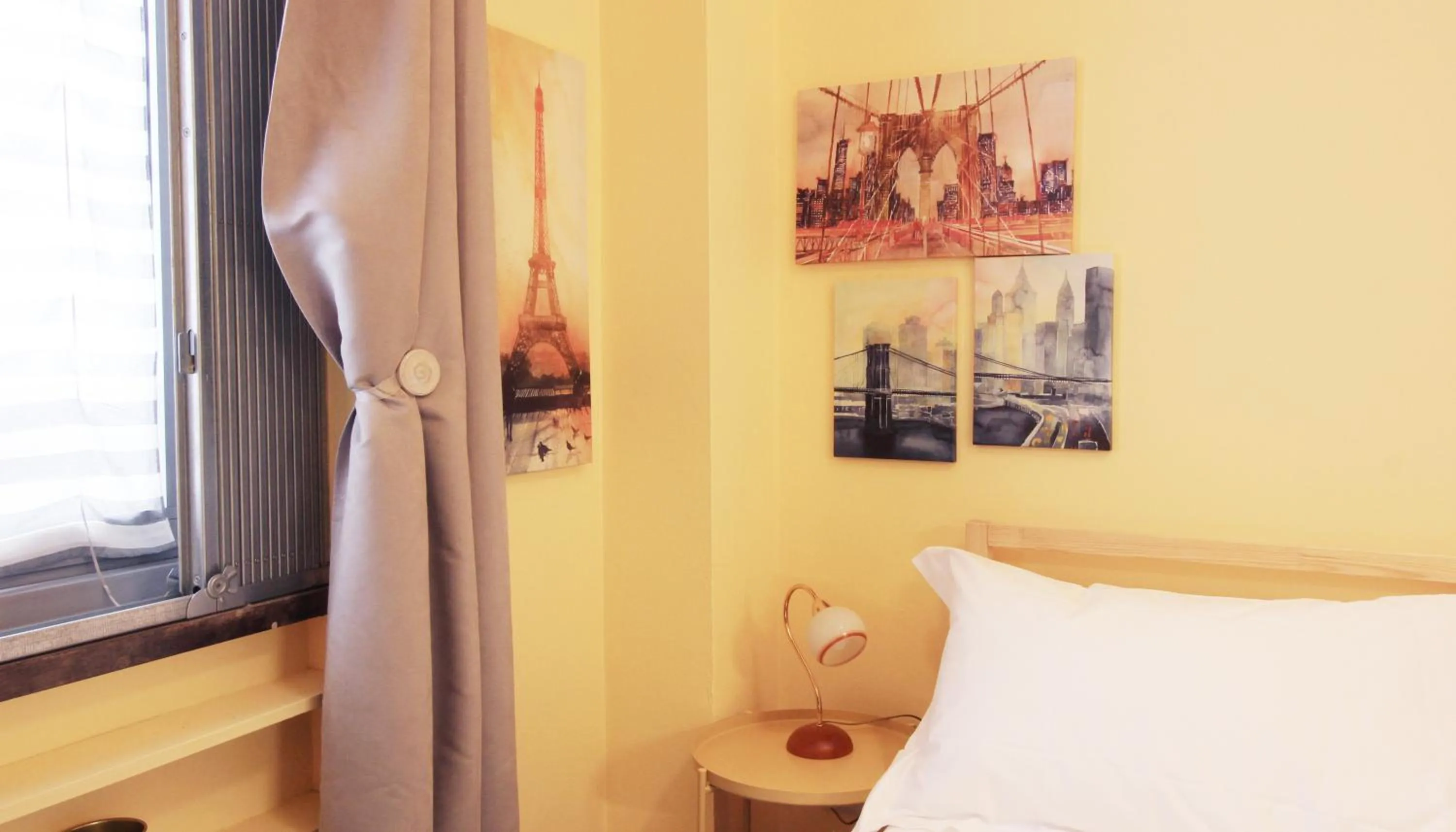 Facade/entrance, Bed in Italianway Easy - San Pietro all'Orto 3