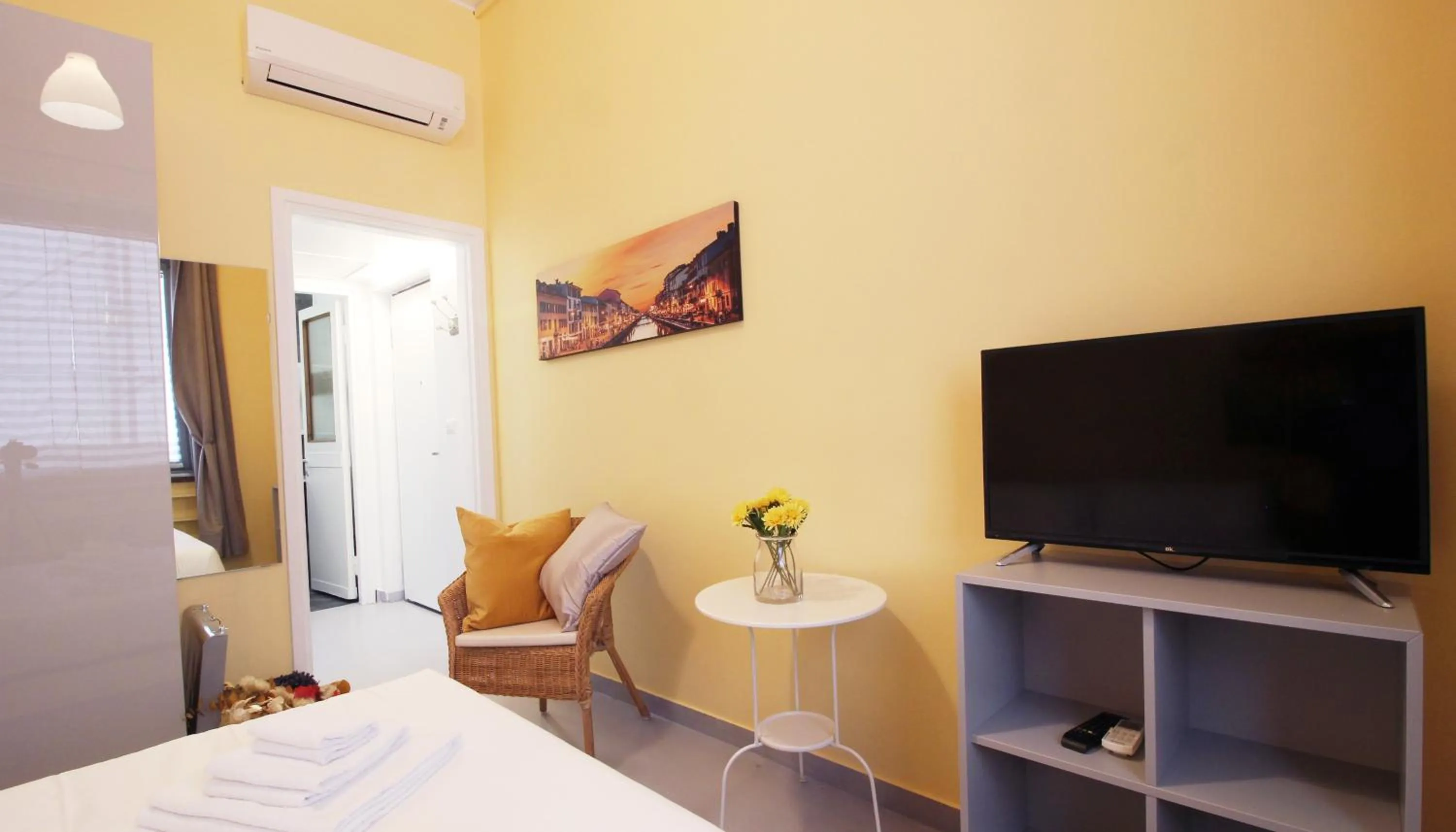 Bedroom, Bed in Italianway Easy - San Pietro all'Orto 3