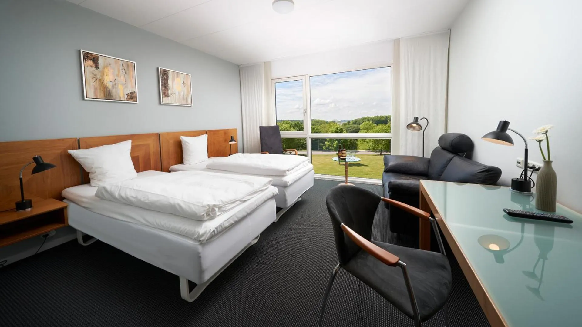 Photo of the whole room, Bed in Trinity Hotel og Konference