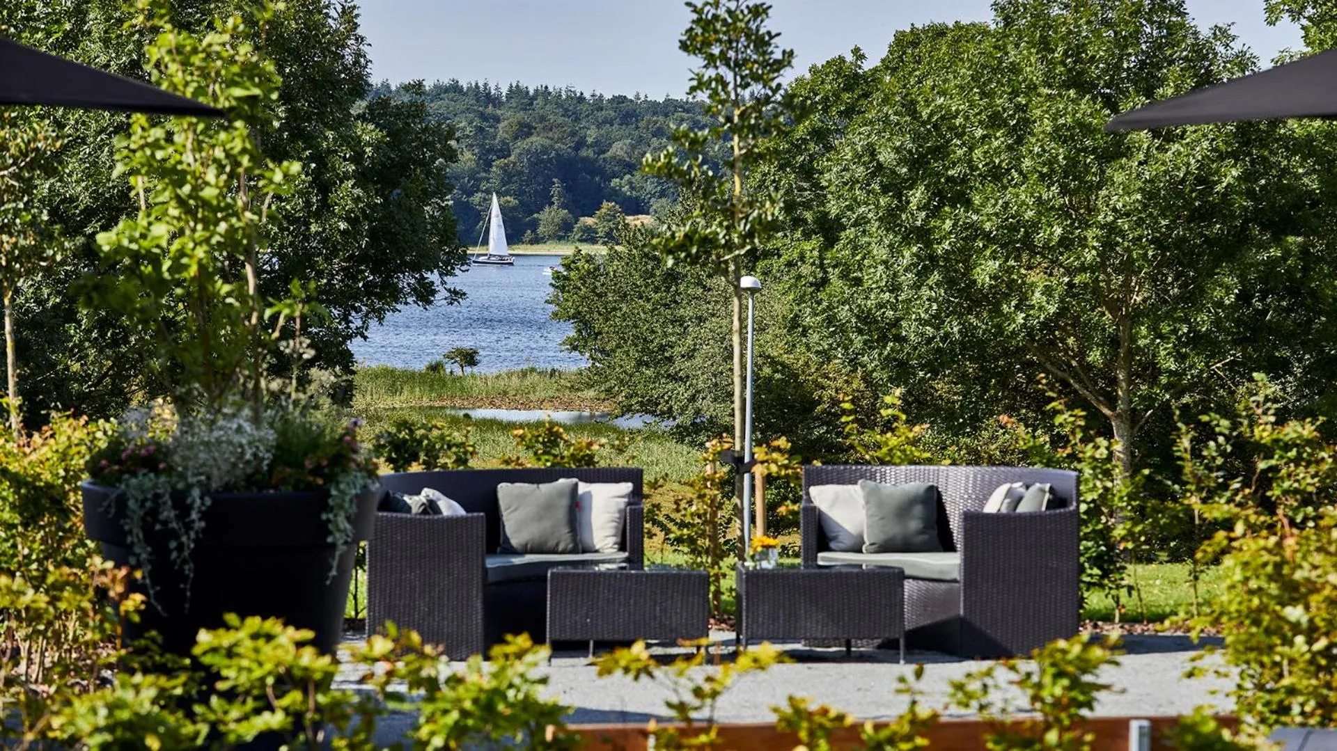 Patio in Trinity Hotel og Konference