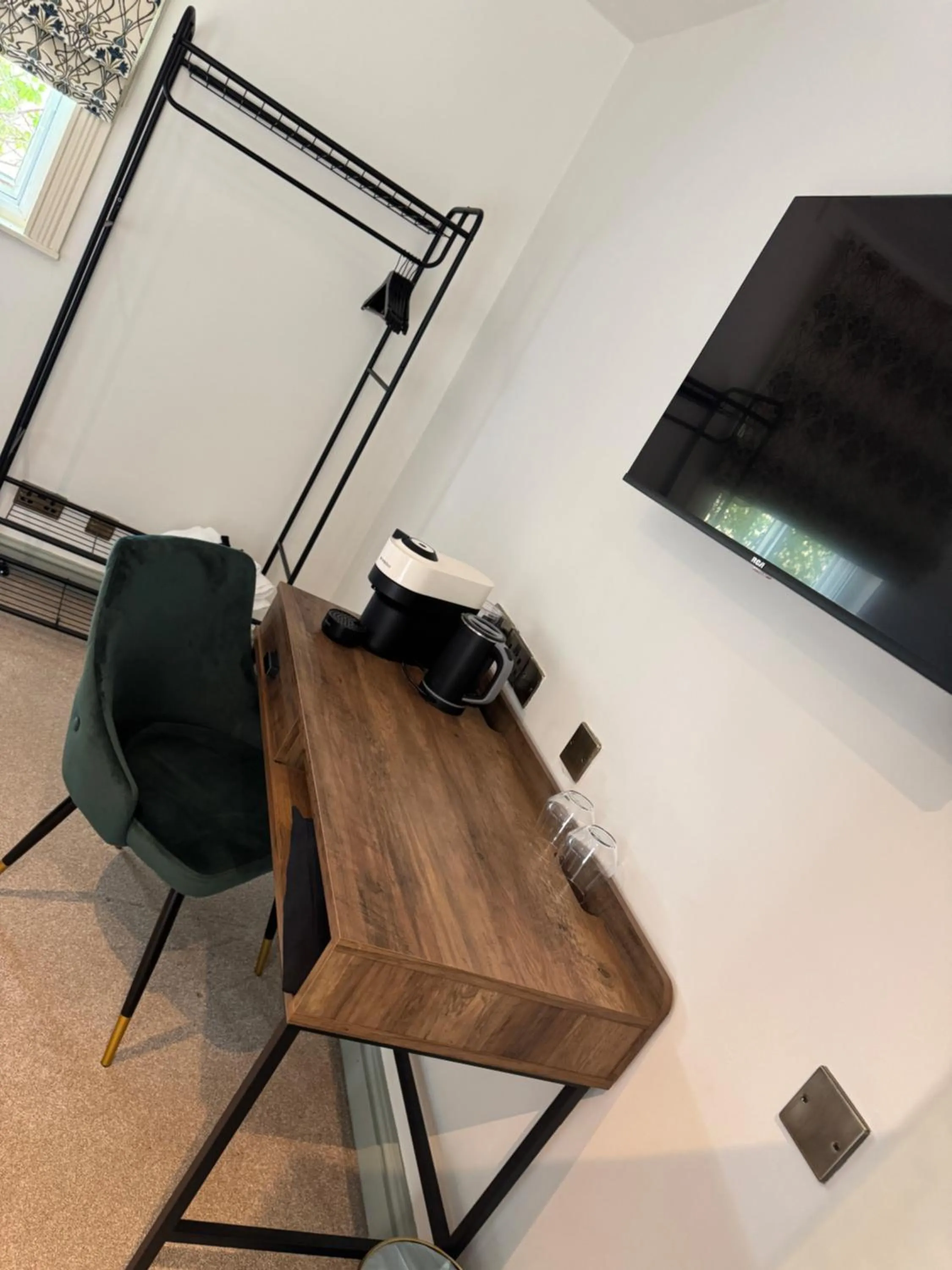 TV and multimedia in The Falcon Inn