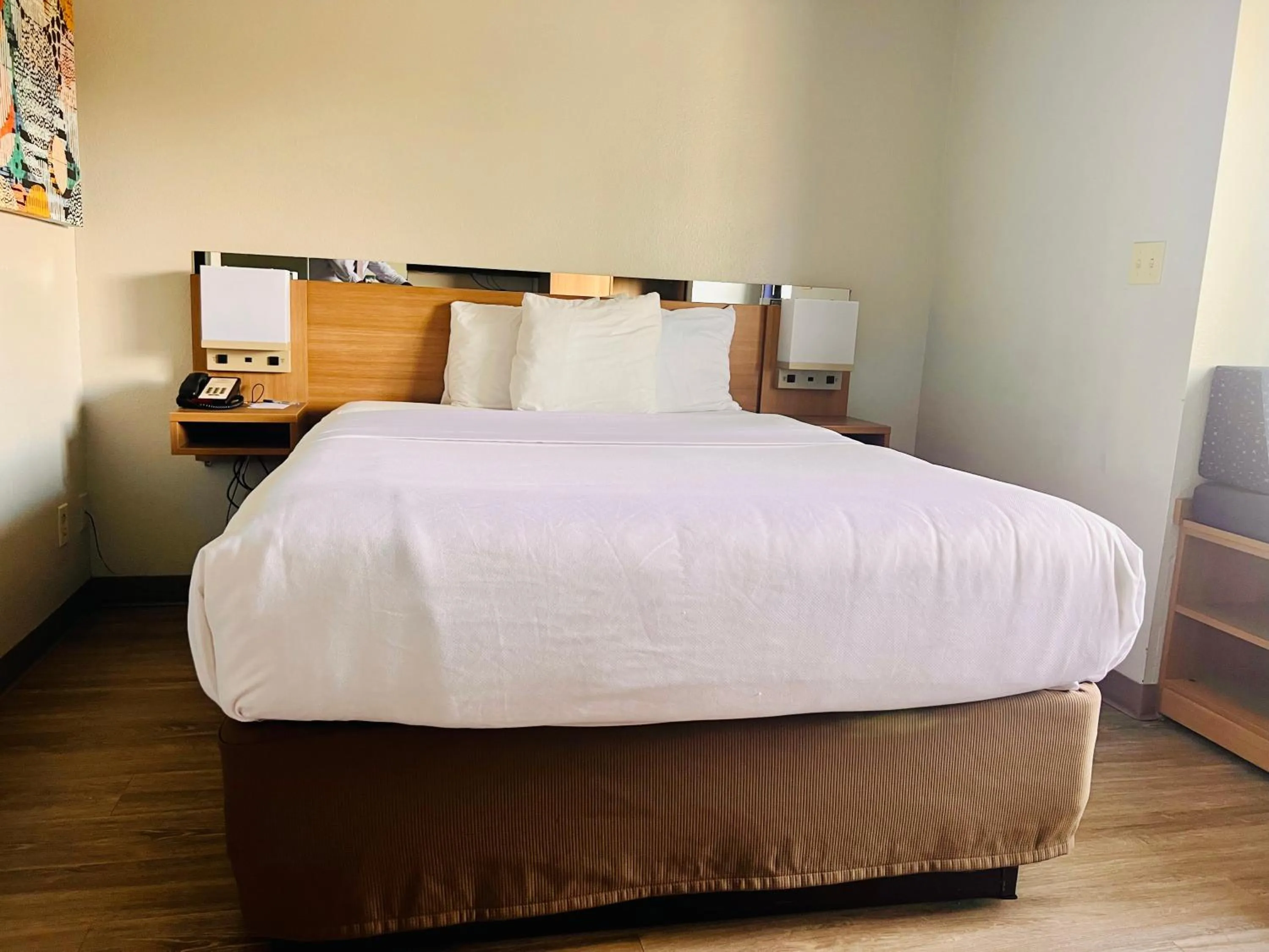 Bed in Microtel Inn by Wyndham Lexington