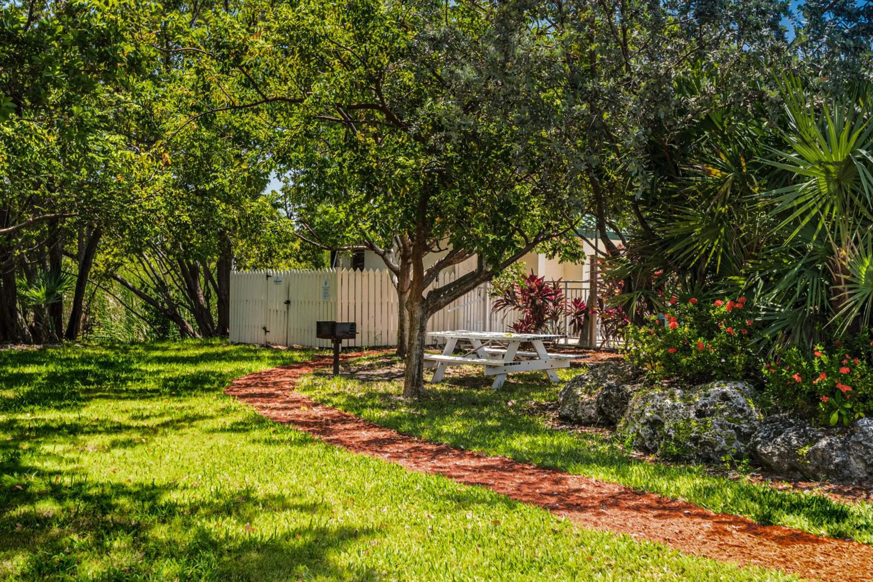 Sunrise Suites Tahiti Suite #104