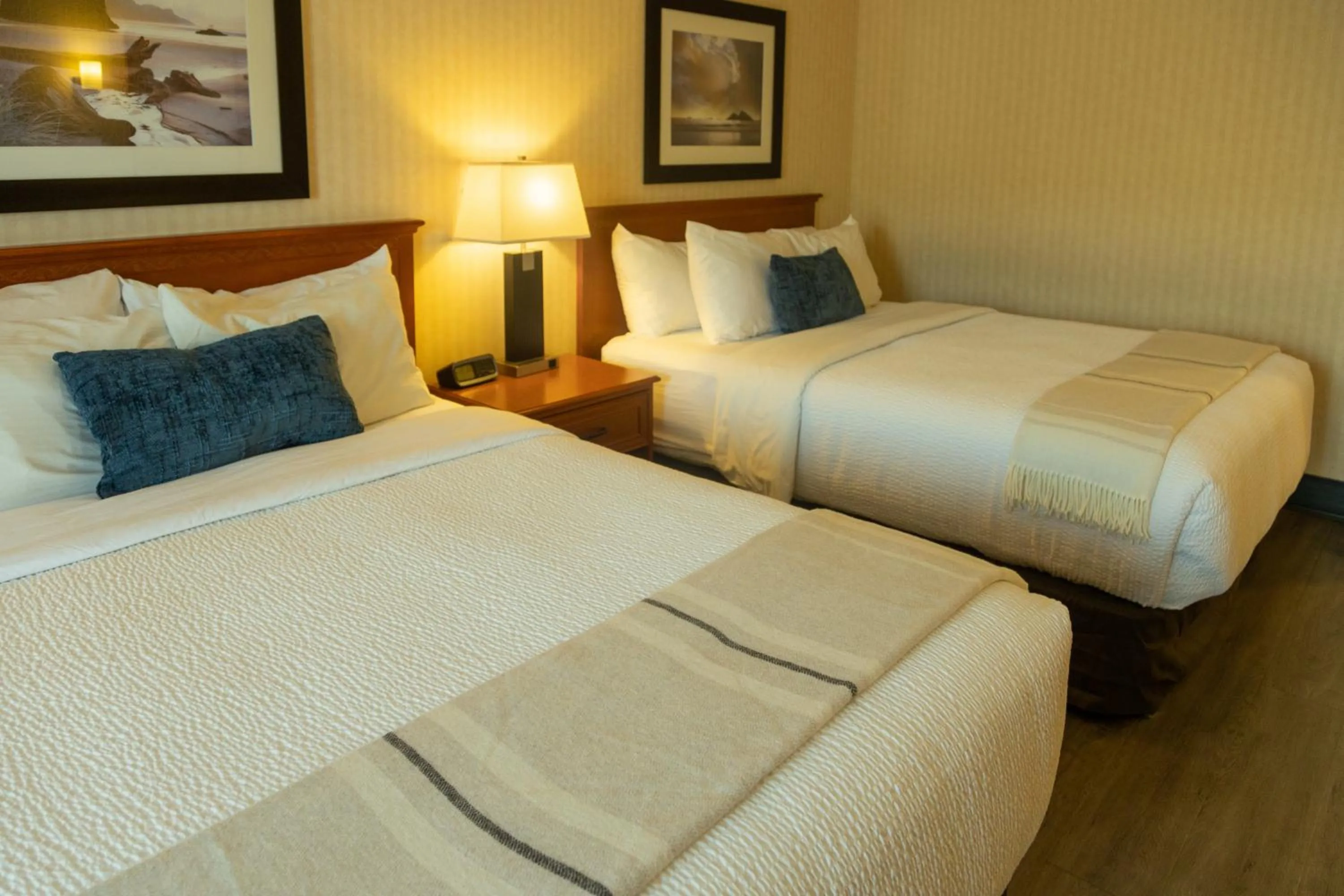 Patio, Bed in Inn on Long Lake