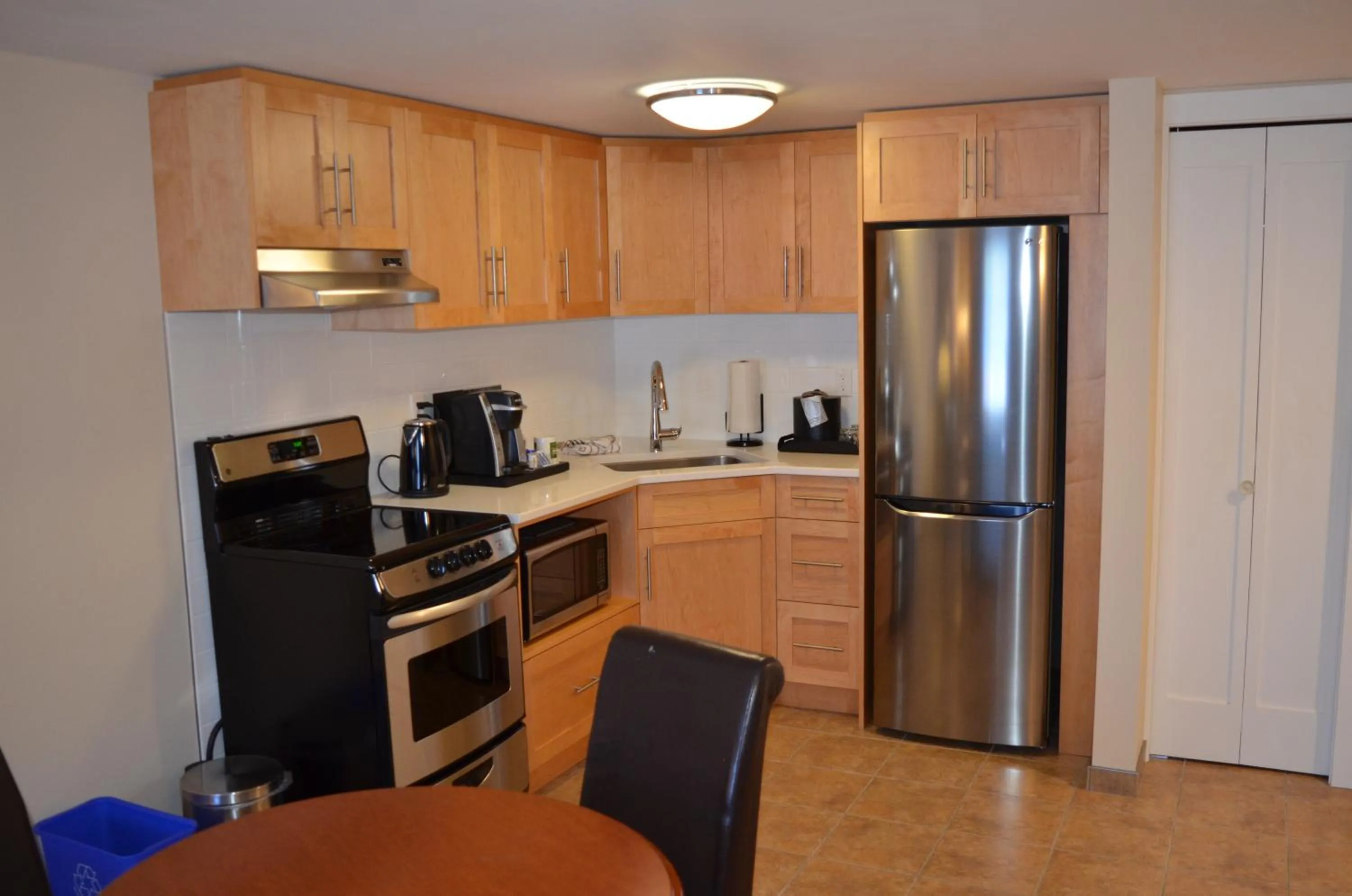 Kitchen or kitchenette in Inn on Long Lake