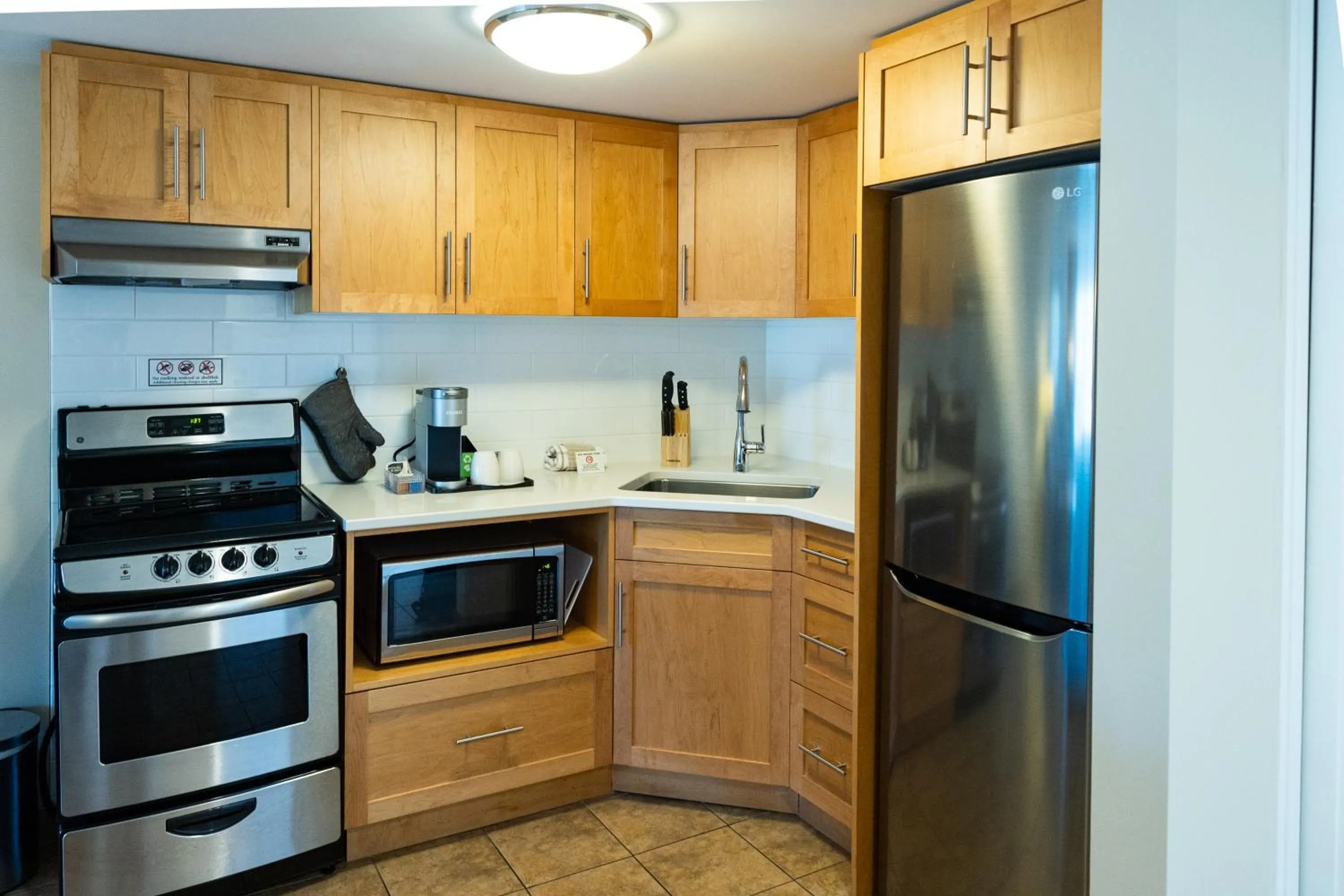 kitchen in Inn on Long Lake