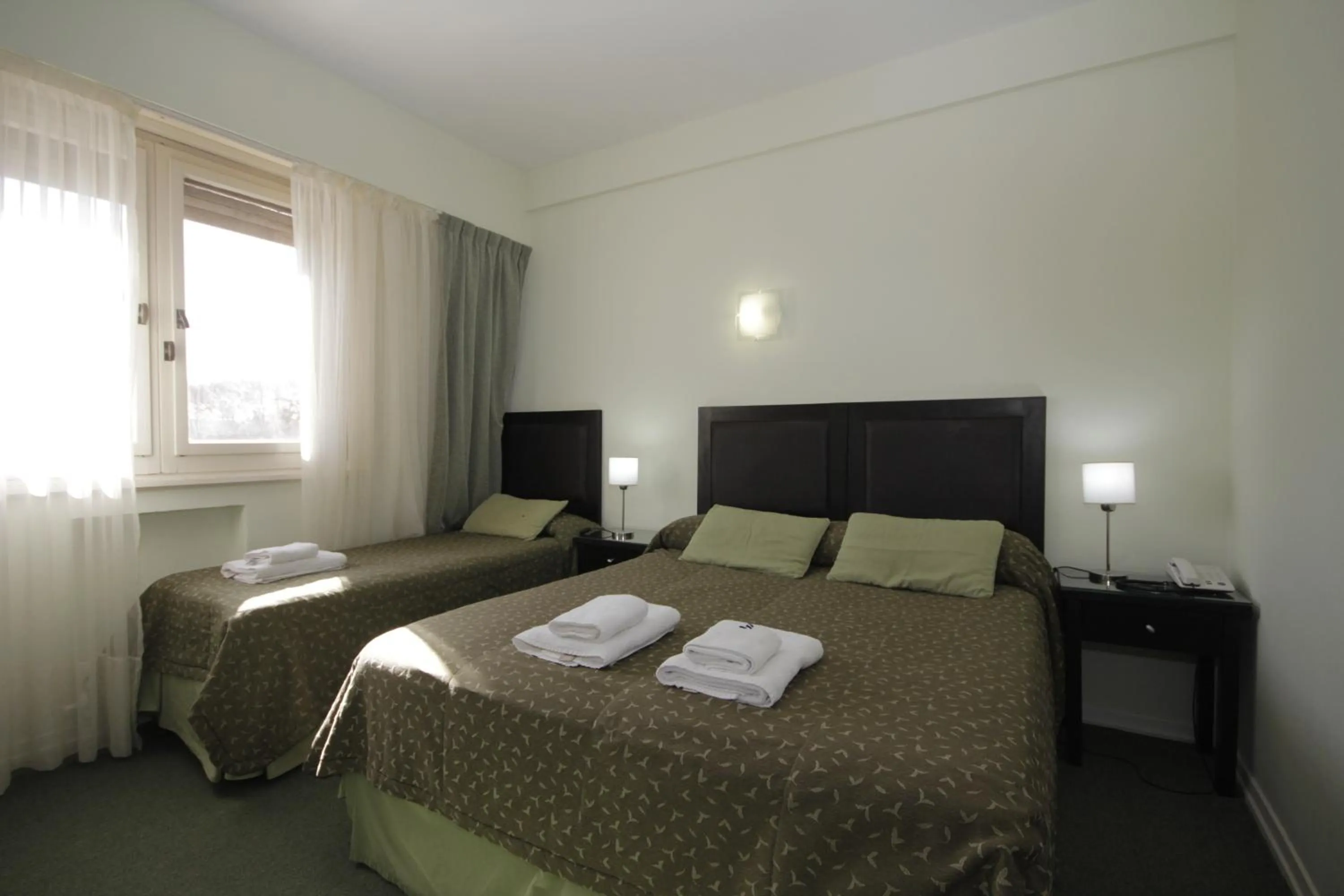 Photo of the whole room, Bed in Hotel Libertador de Pinamar