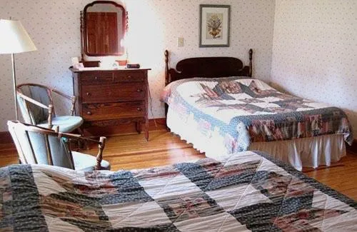 Bed in The Wayside Inn
