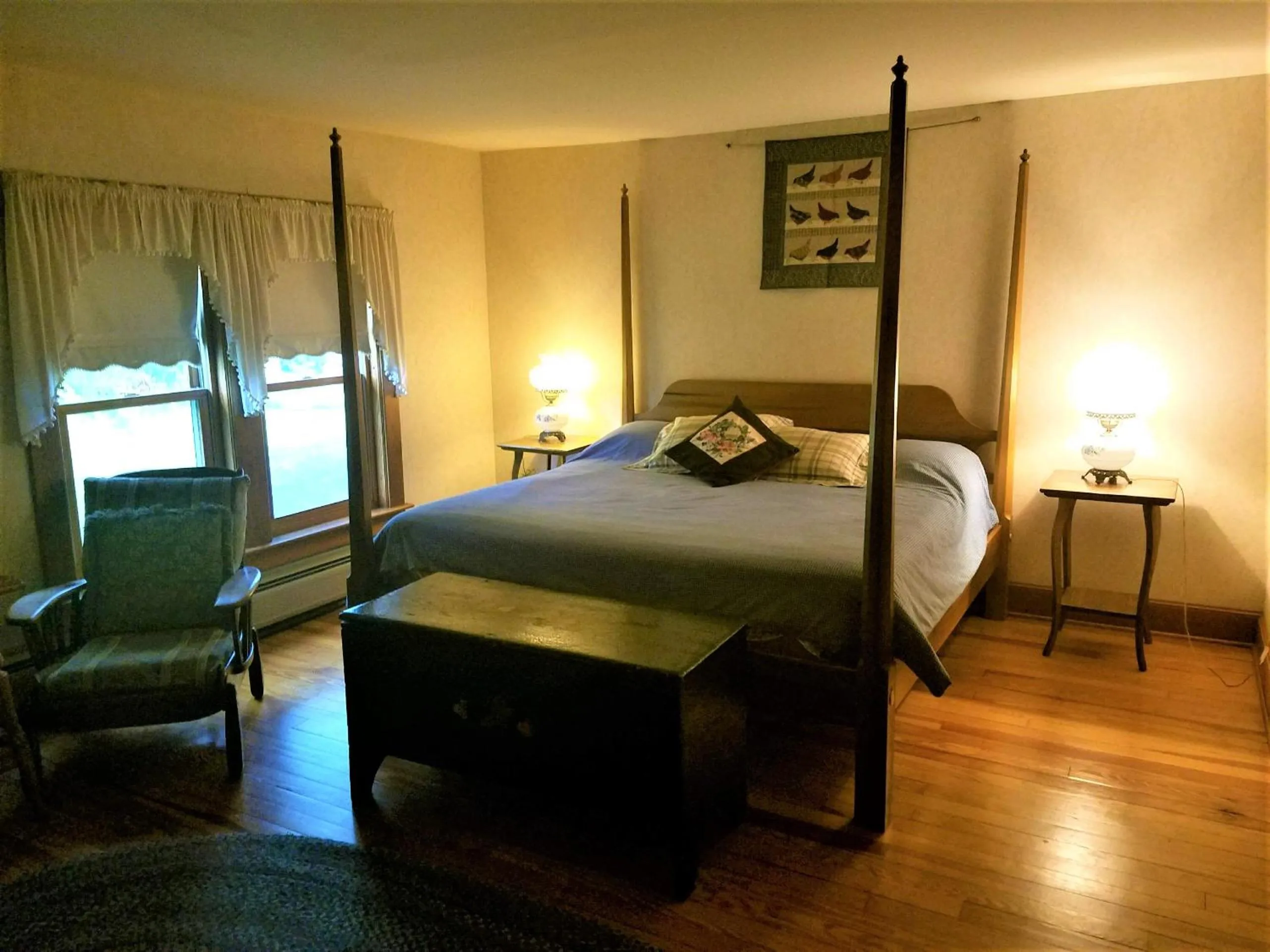 Bed in The Wayside Inn