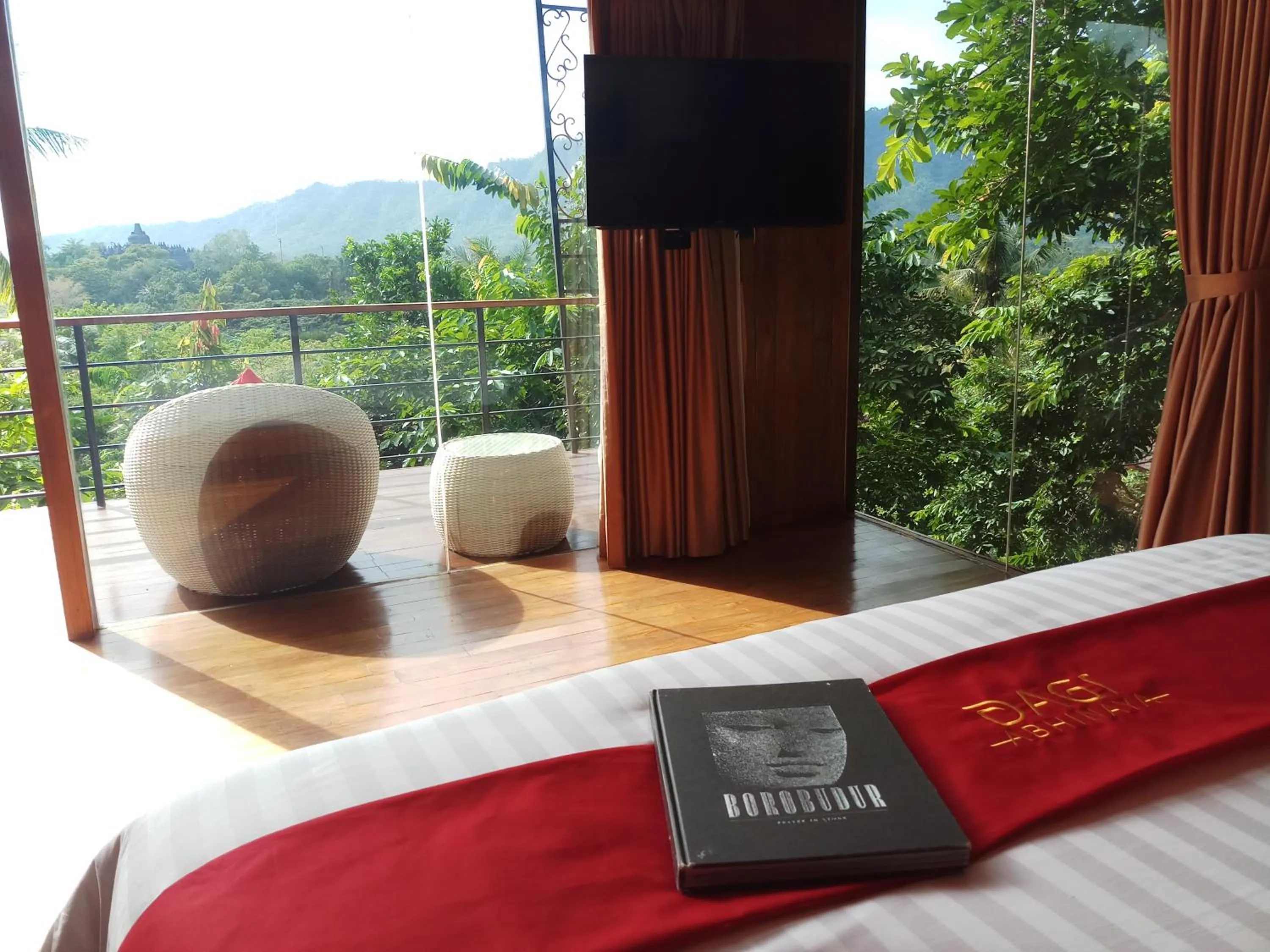 Bed in Manohara Borobudur Cultural Center