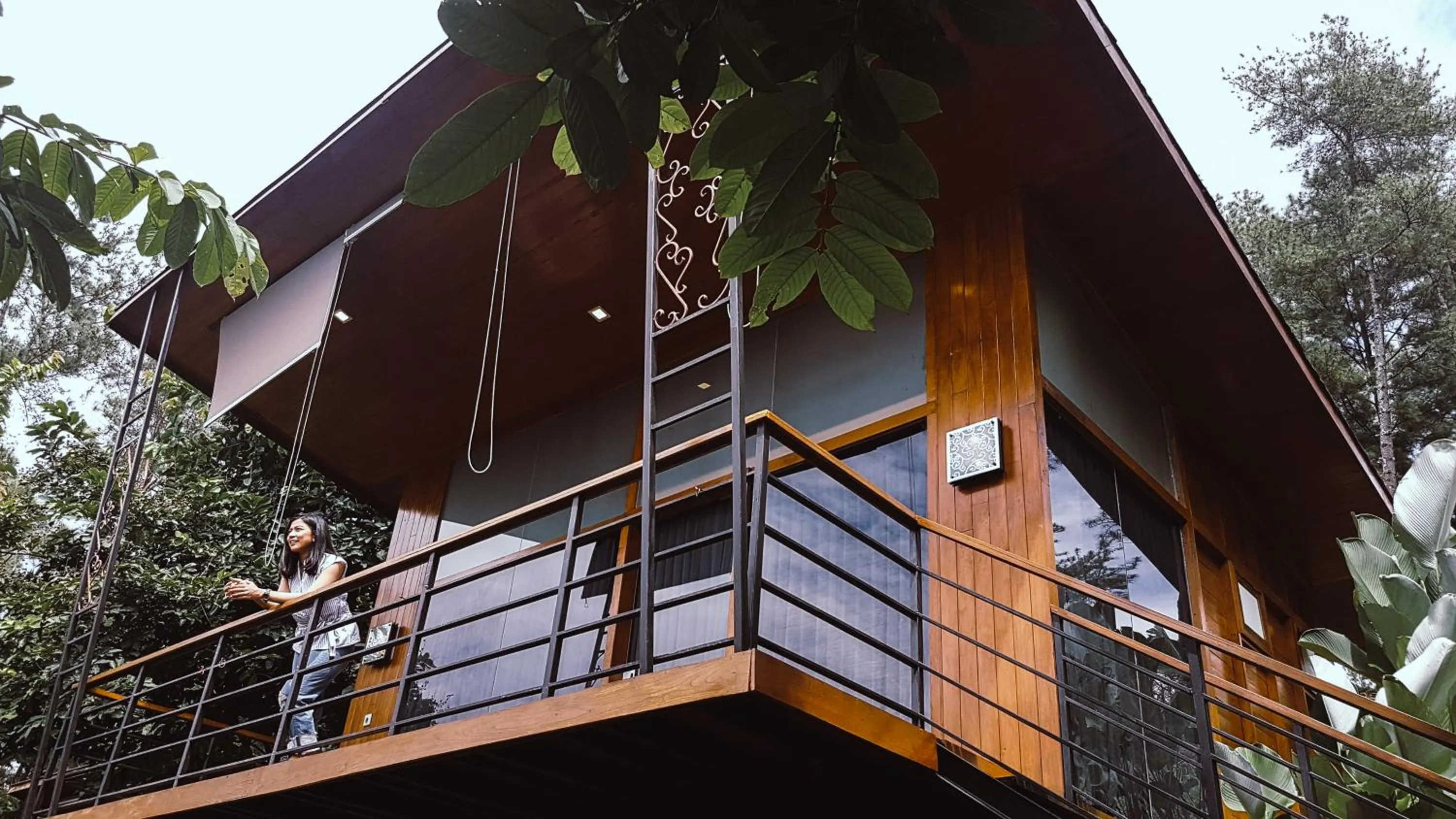 Manohara Borobudur Cultural Center