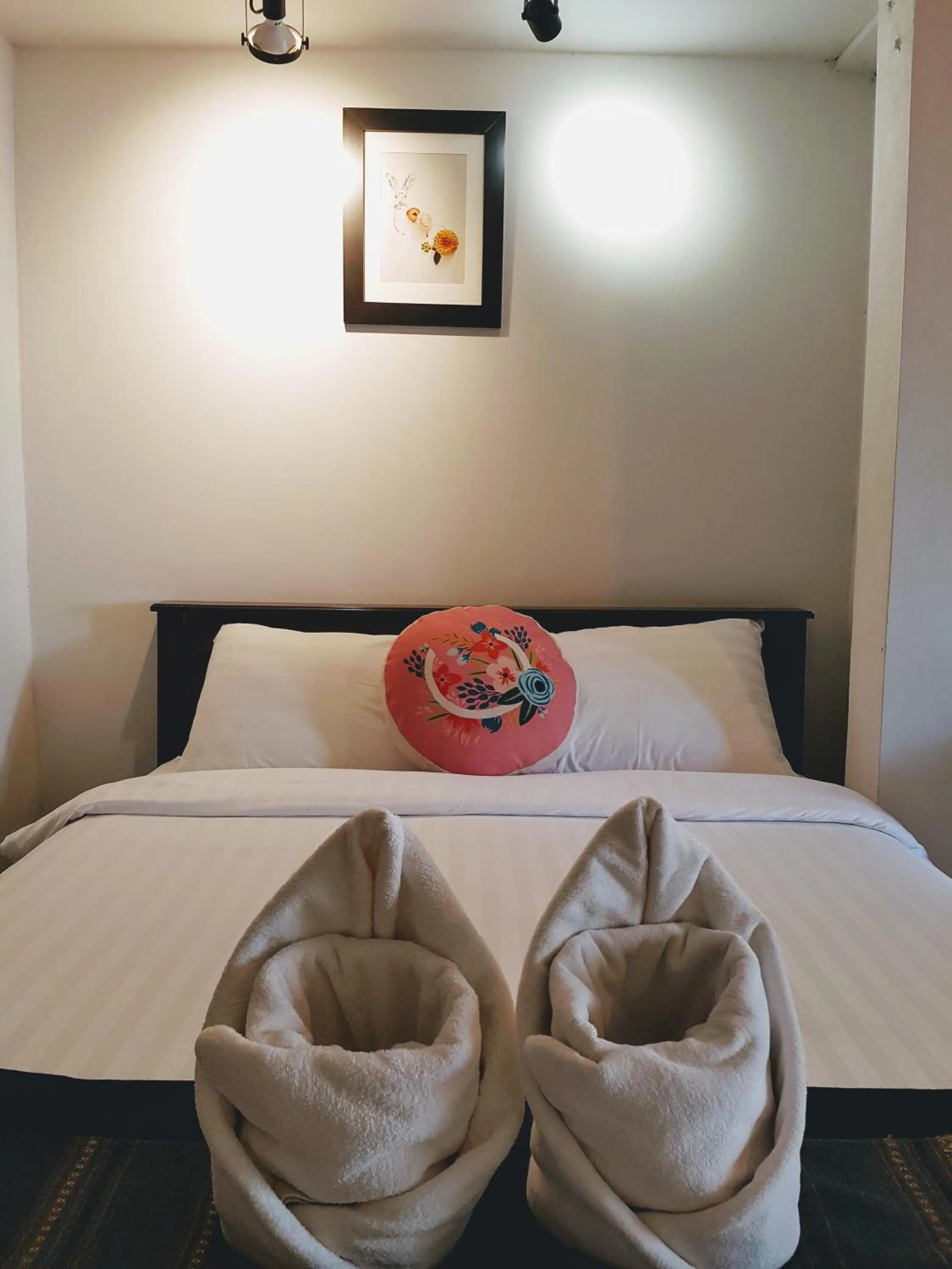 Bedroom, Bed in Niwas Ayutthaya