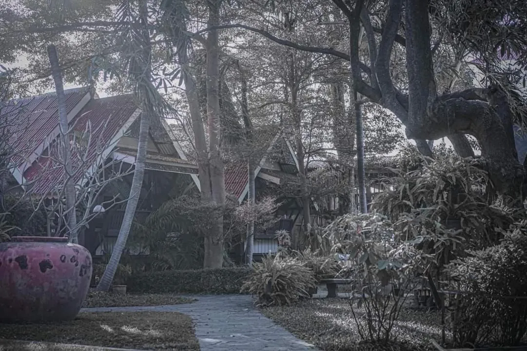 Garden in Niwas Ayutthaya