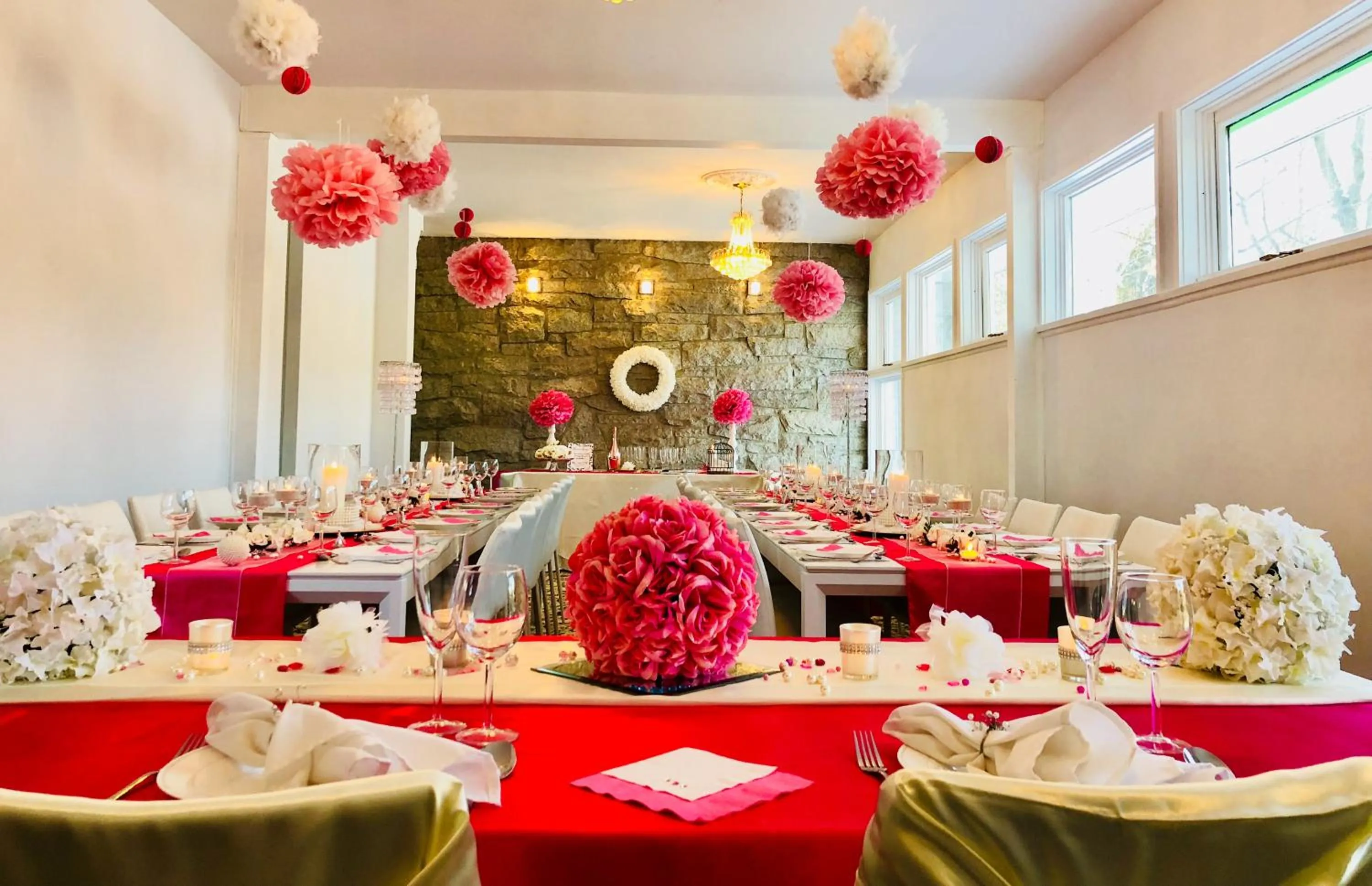 Other in Villa by the Water 23 beds 9 baths Pool billard Hot Tub 15 min Old Quebec