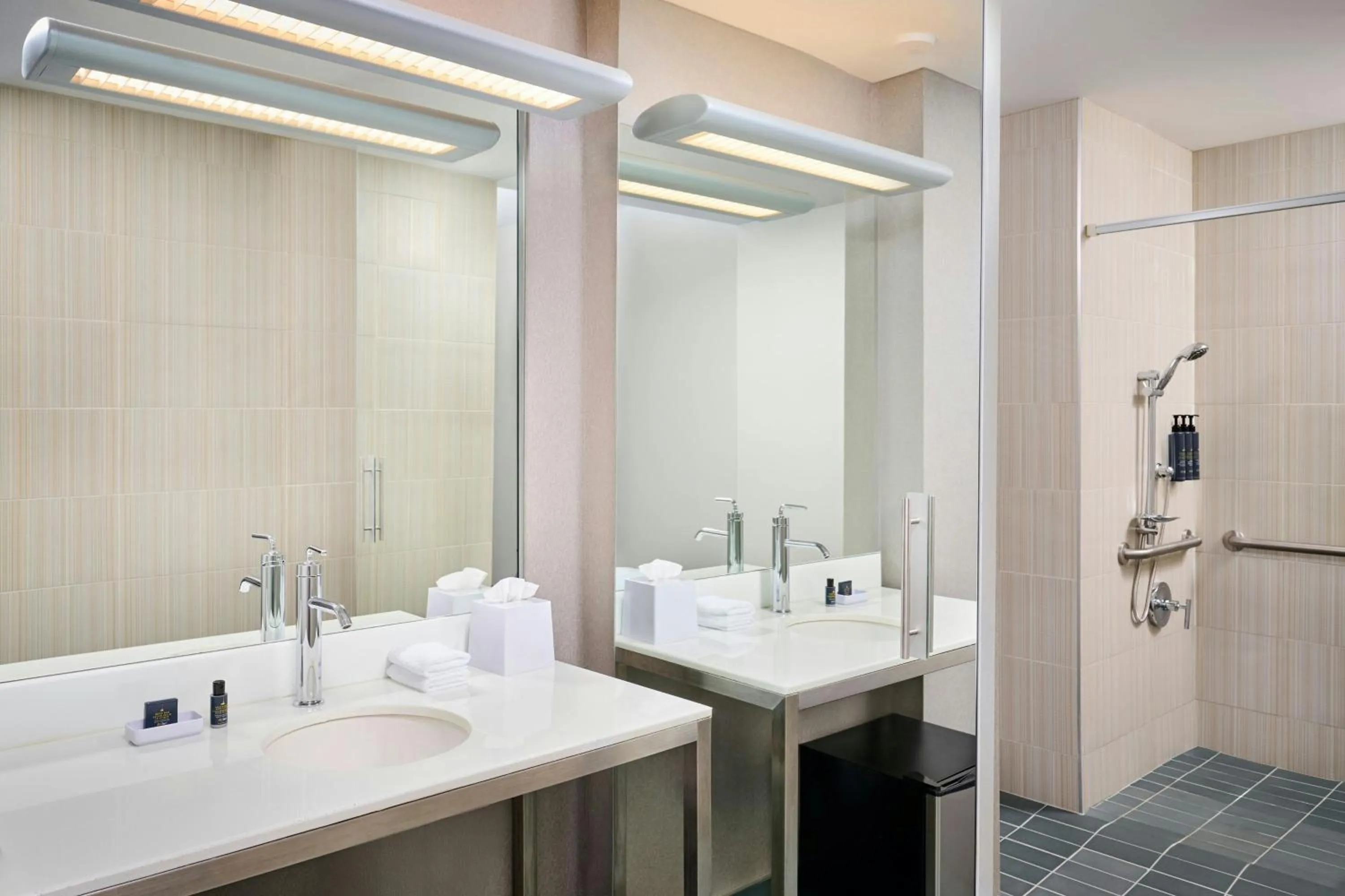 Bathroom in Aloft Montreal Airport