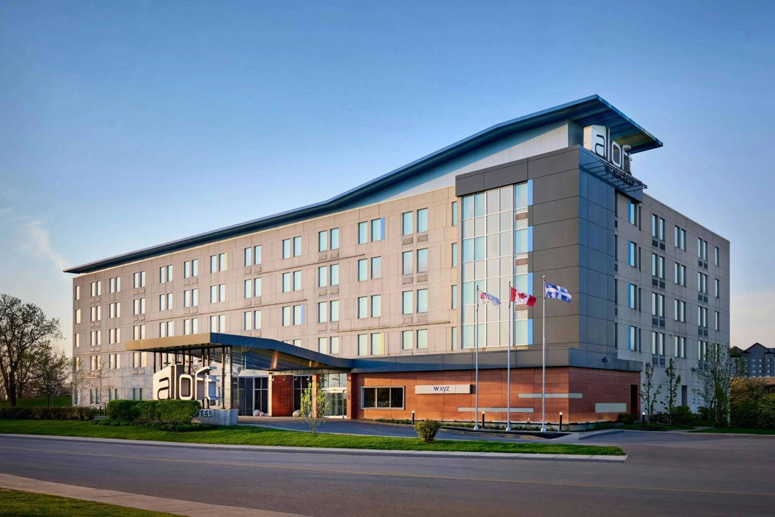 Property building in Aloft Montreal Airport
