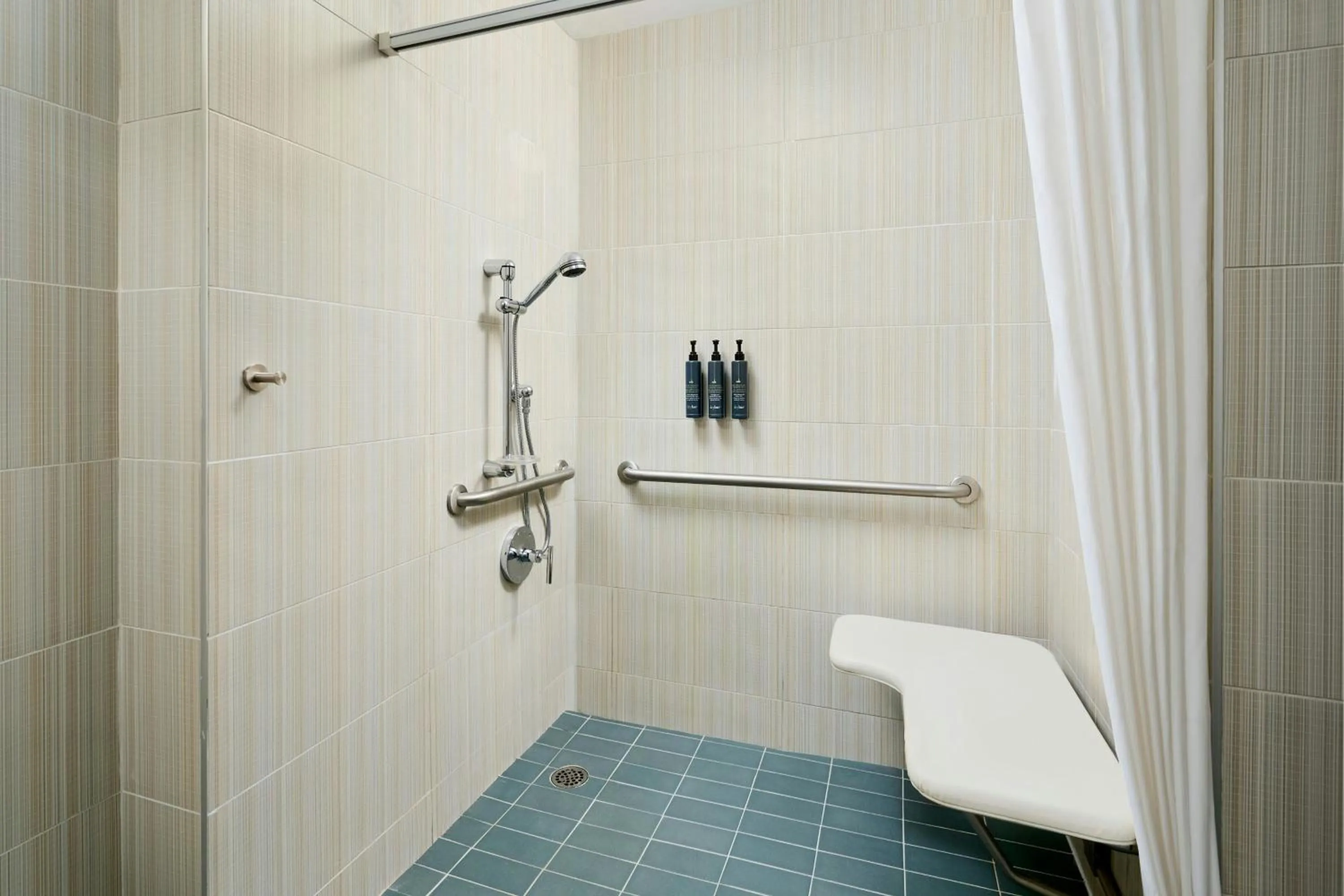 Bathroom in Aloft Montreal Airport