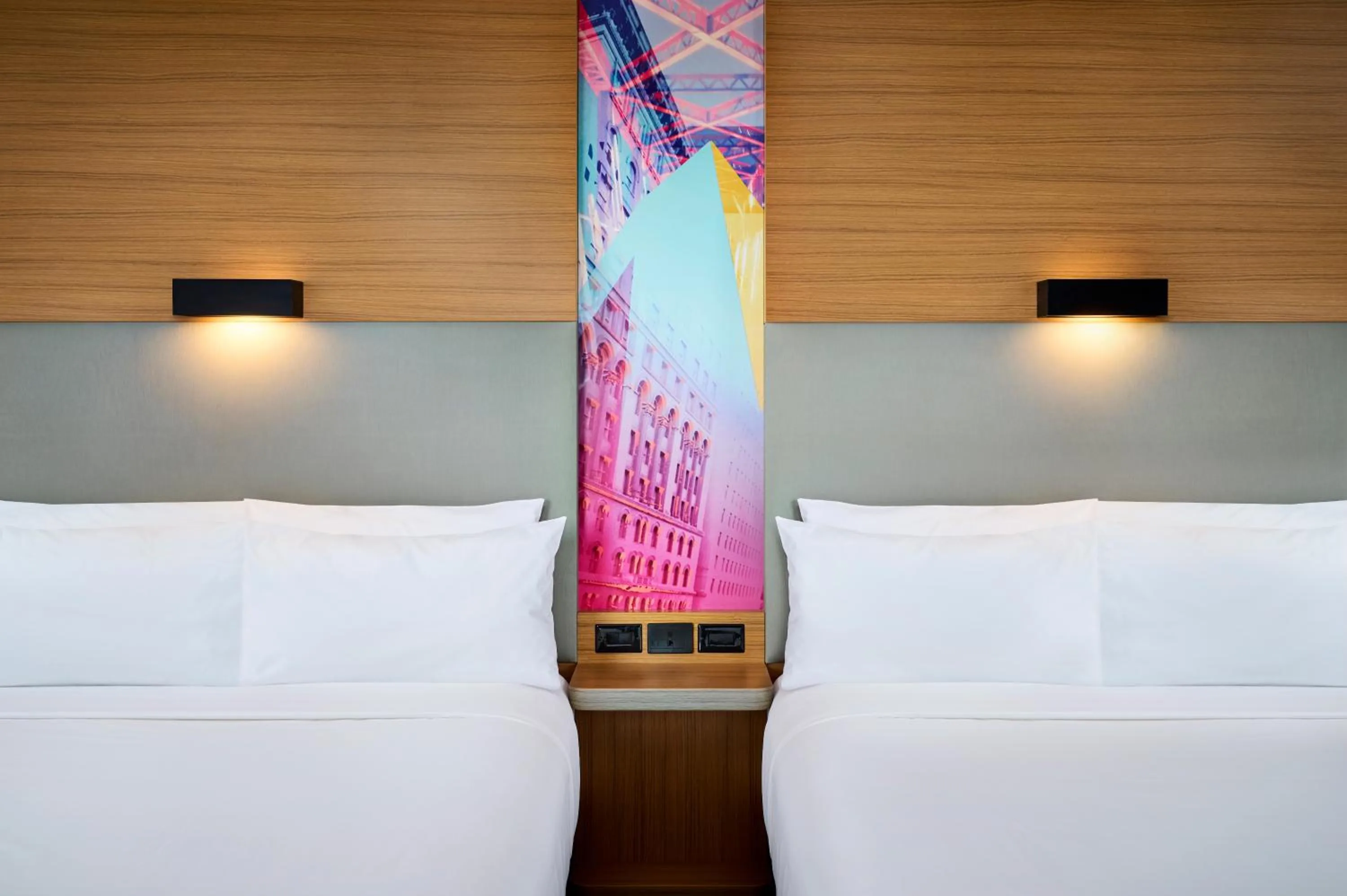 Bed in Aloft Montreal Airport