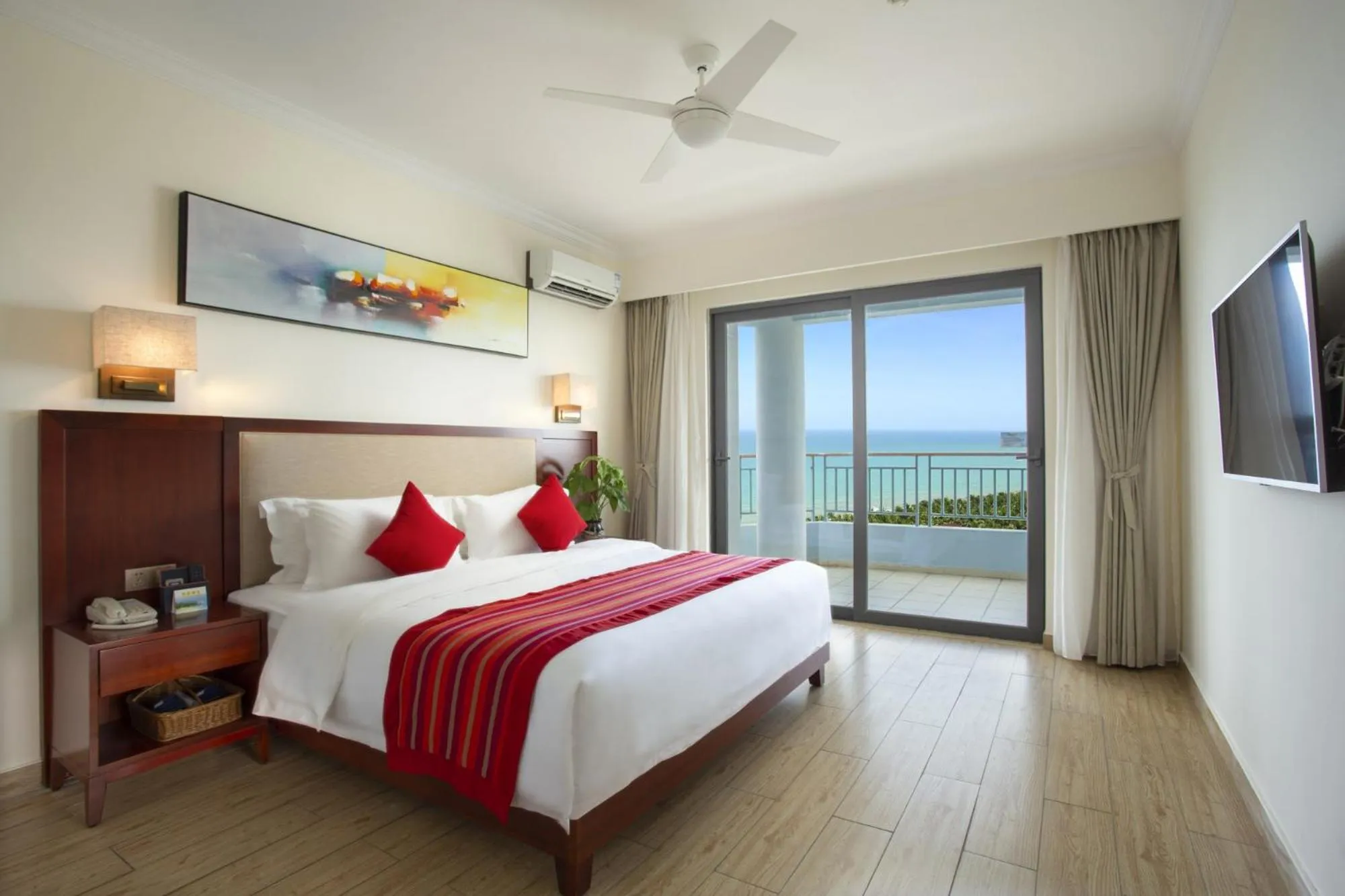 Bed in Tianze Beach Resort