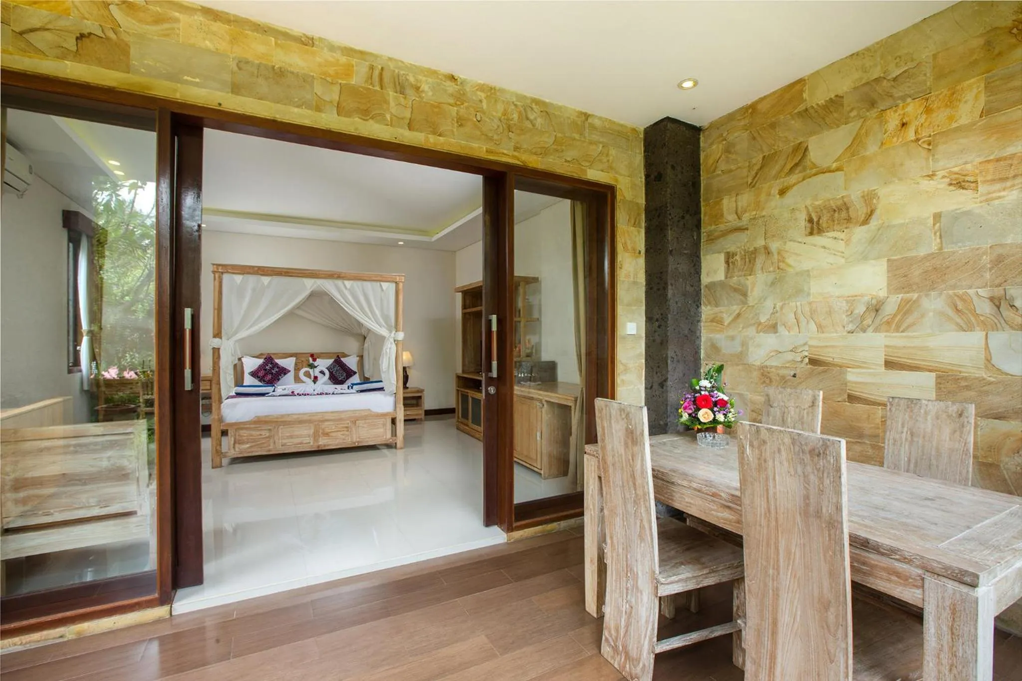 Bed in Alas Petulu Villa Resort and Spa