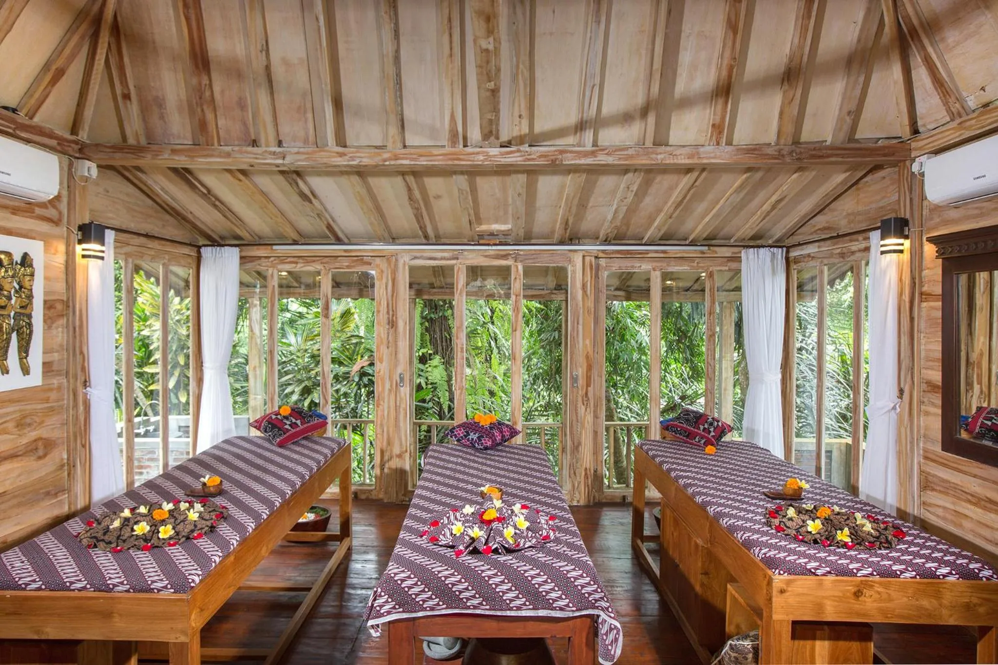 Garden in Alas Petulu Villa Resort and Spa