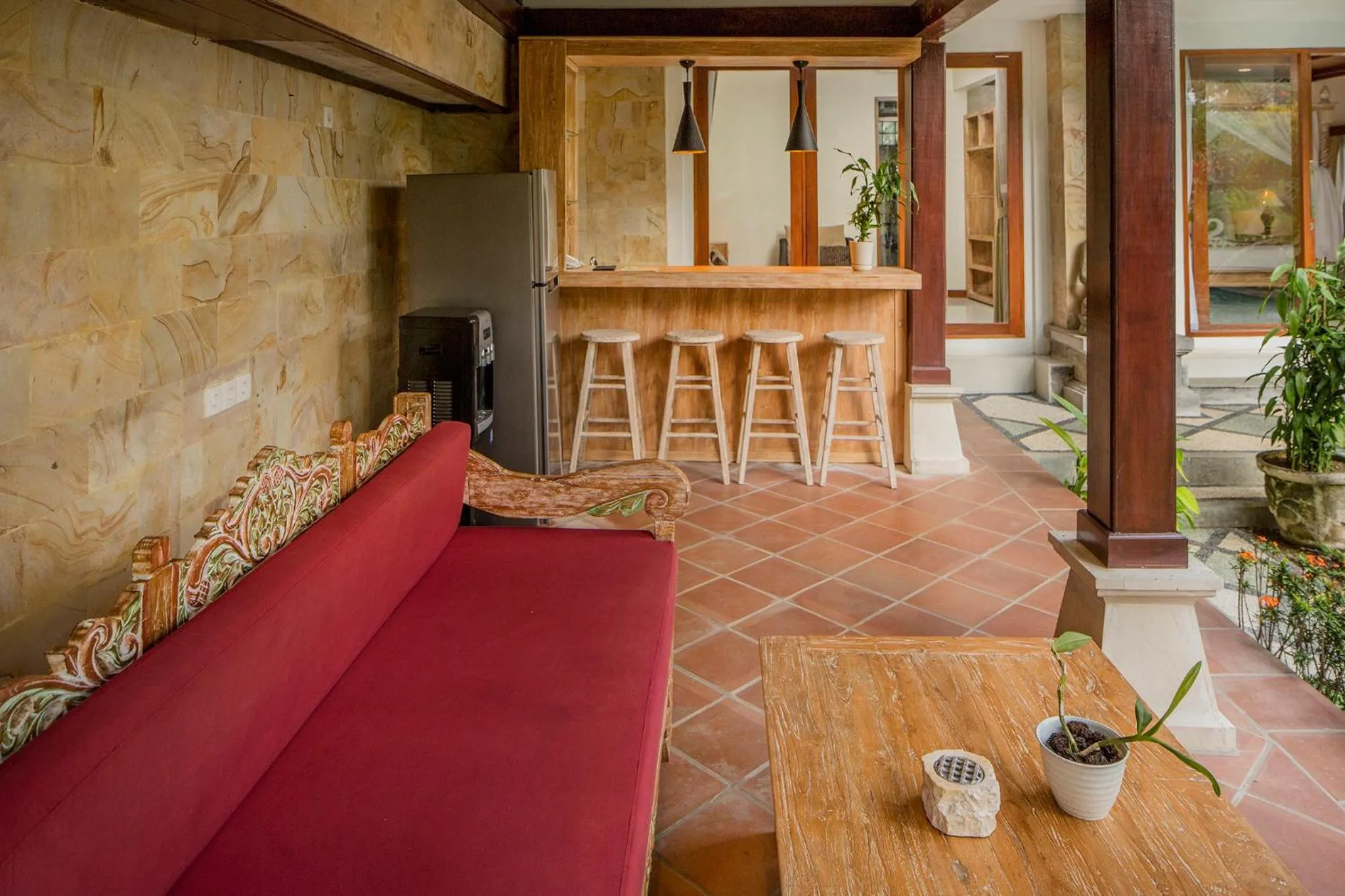 Kitchen or kitchenette in Alas Petulu Villa Resort and Spa