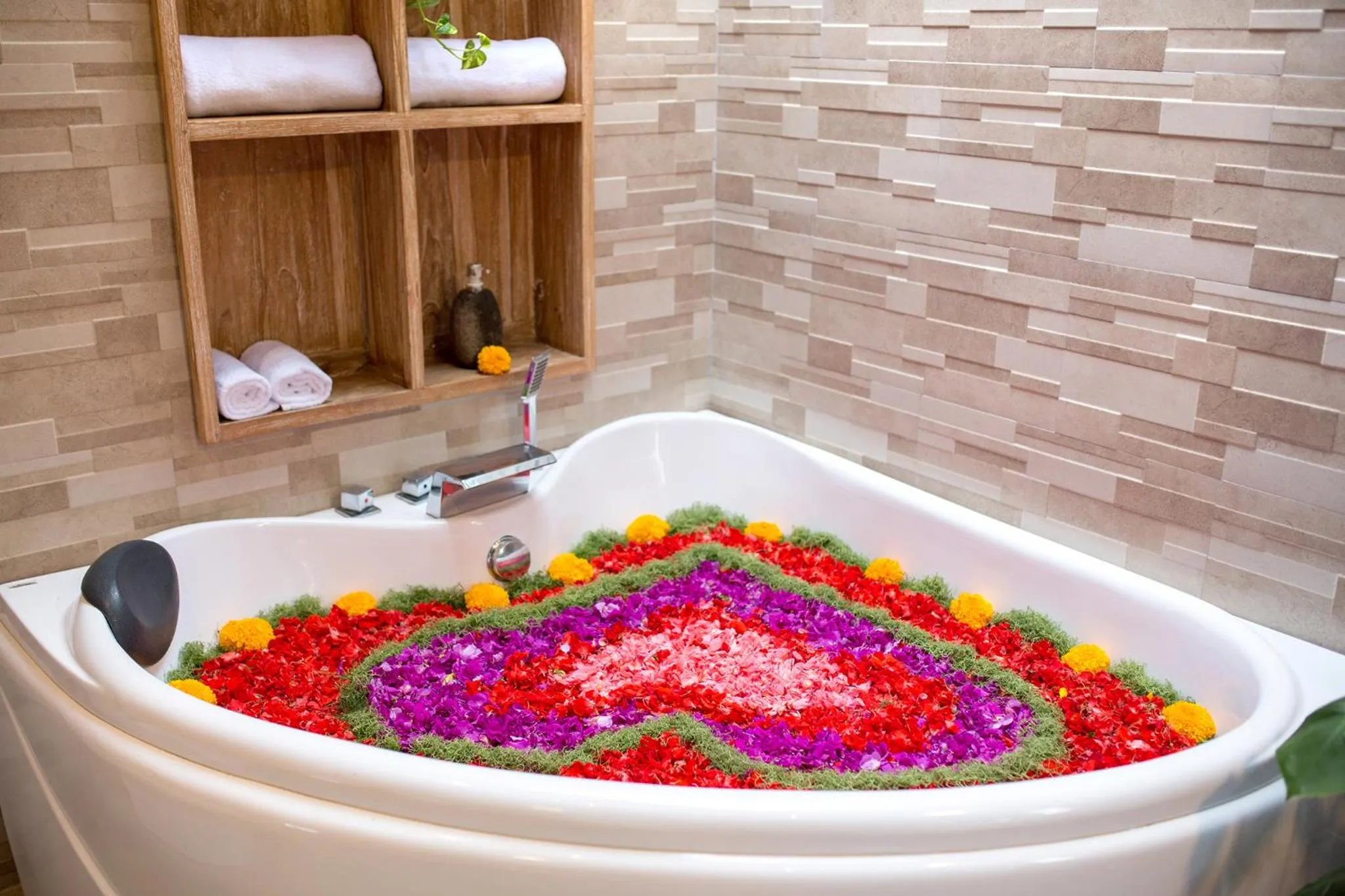 Bathroom in Alas Petulu Villa Resort and Spa
