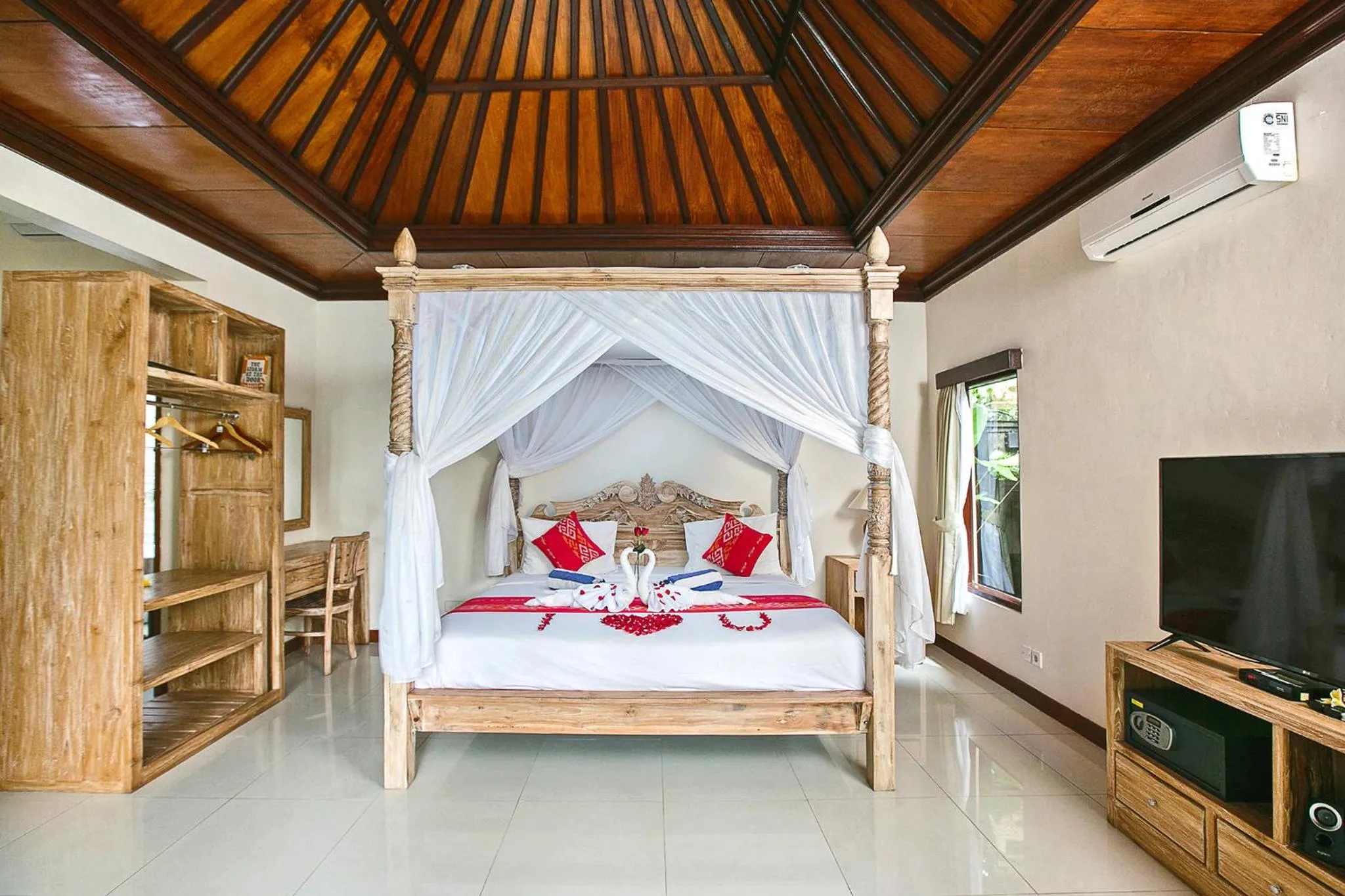 Bed in Alas Petulu Villa Resort and Spa